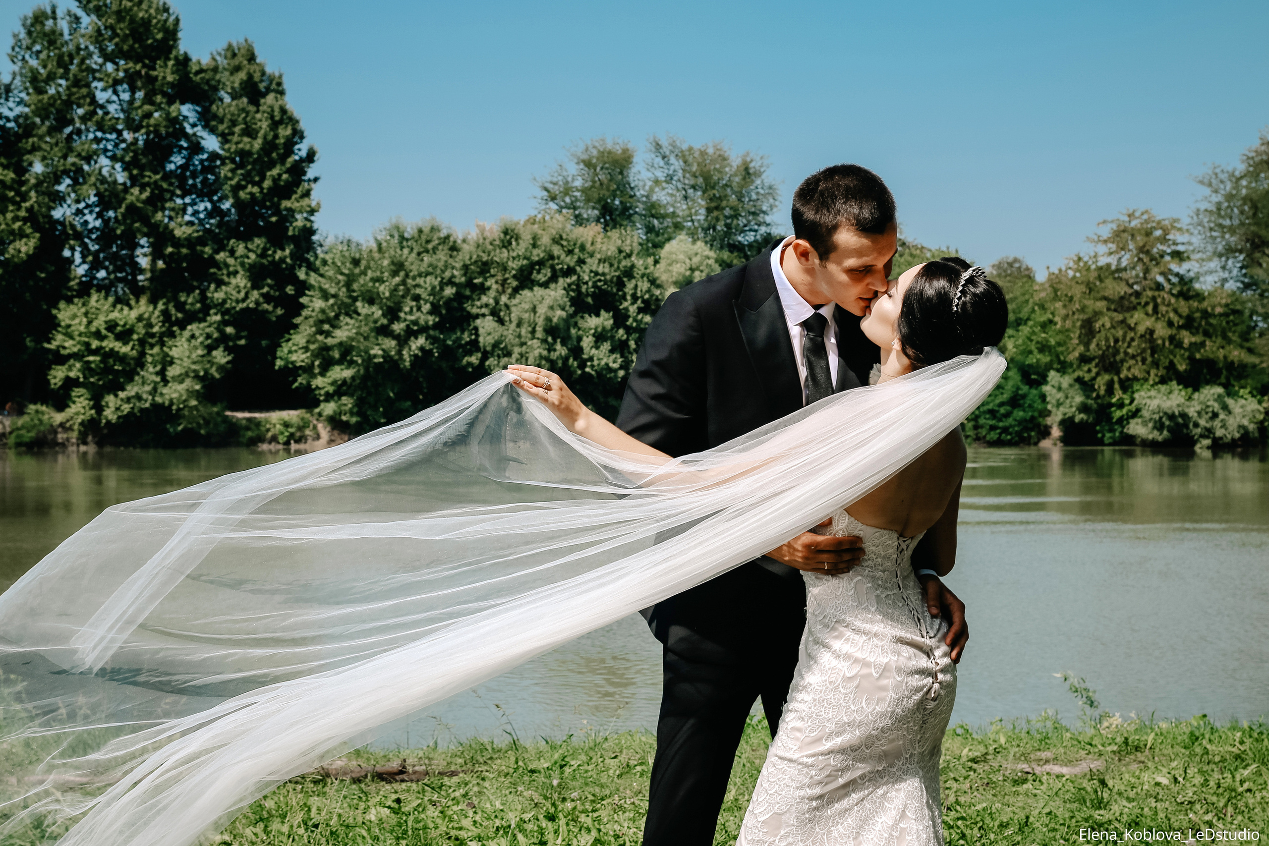 Фото и видео, свадебная, семейная, индивидуальная, школьная съёмка