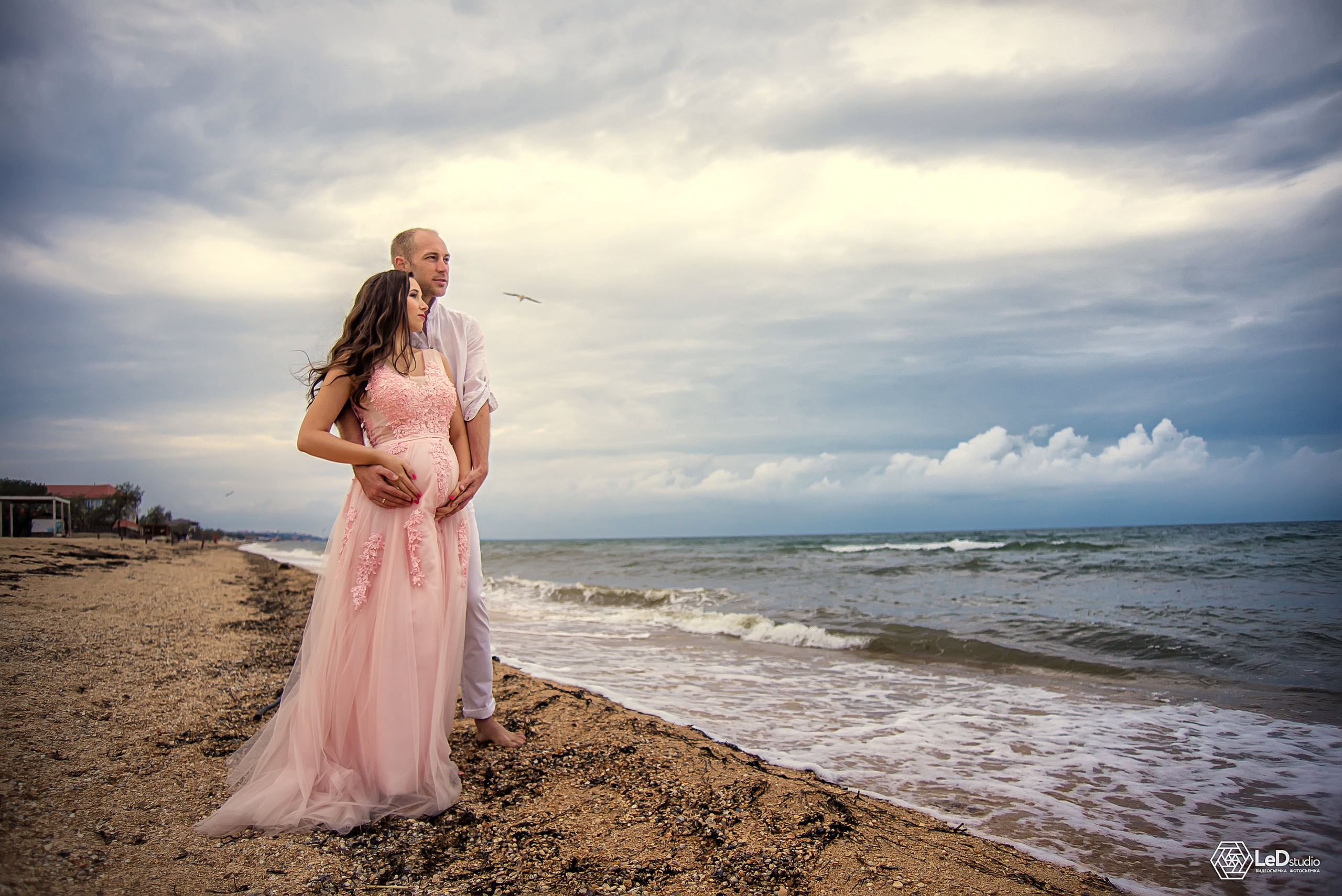 1. Фото и видео, свадебная, семейная, индивидуальная, школьная съёмка