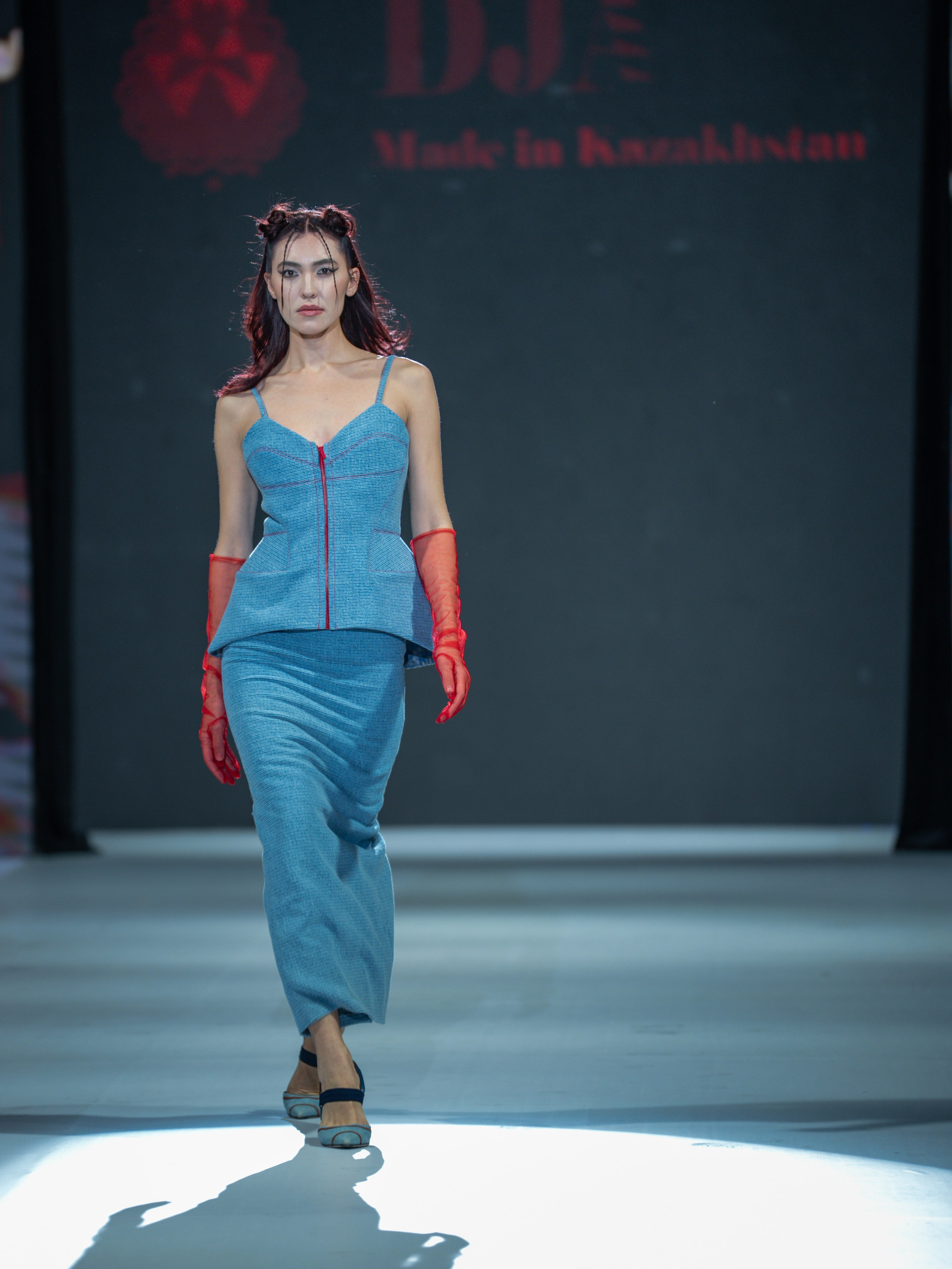 EURASIAN FASHION WEEK DJADI. Сайт Алматинского НЮ АРТ, будуар и фэшн фотографа Дениса Карпенко
