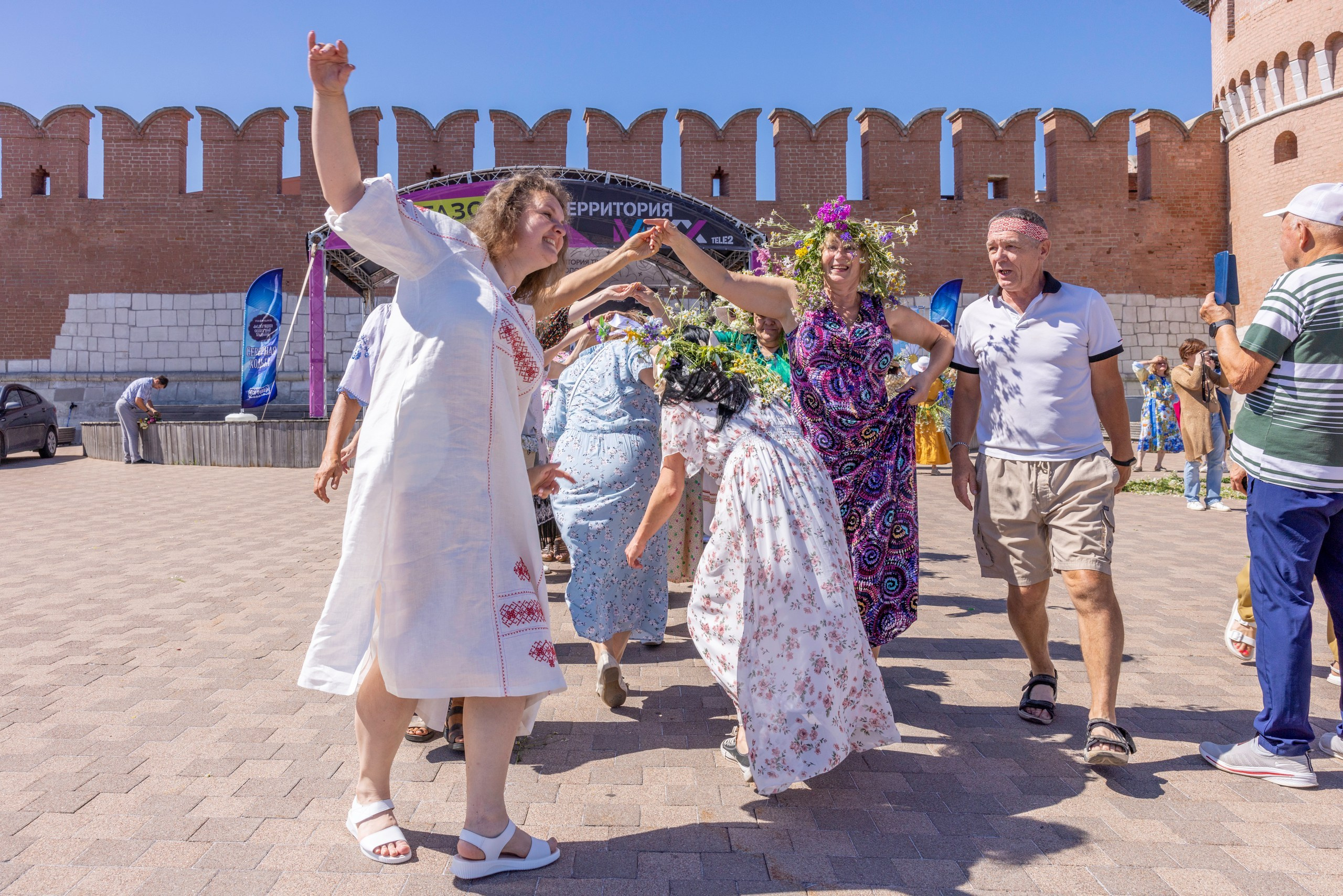 Фестиваль «Ромашковый хоровод». Северная ходьба. Фотограф в Туле Крупский АнДРей. Фотостудия «КАДР71» в Туле