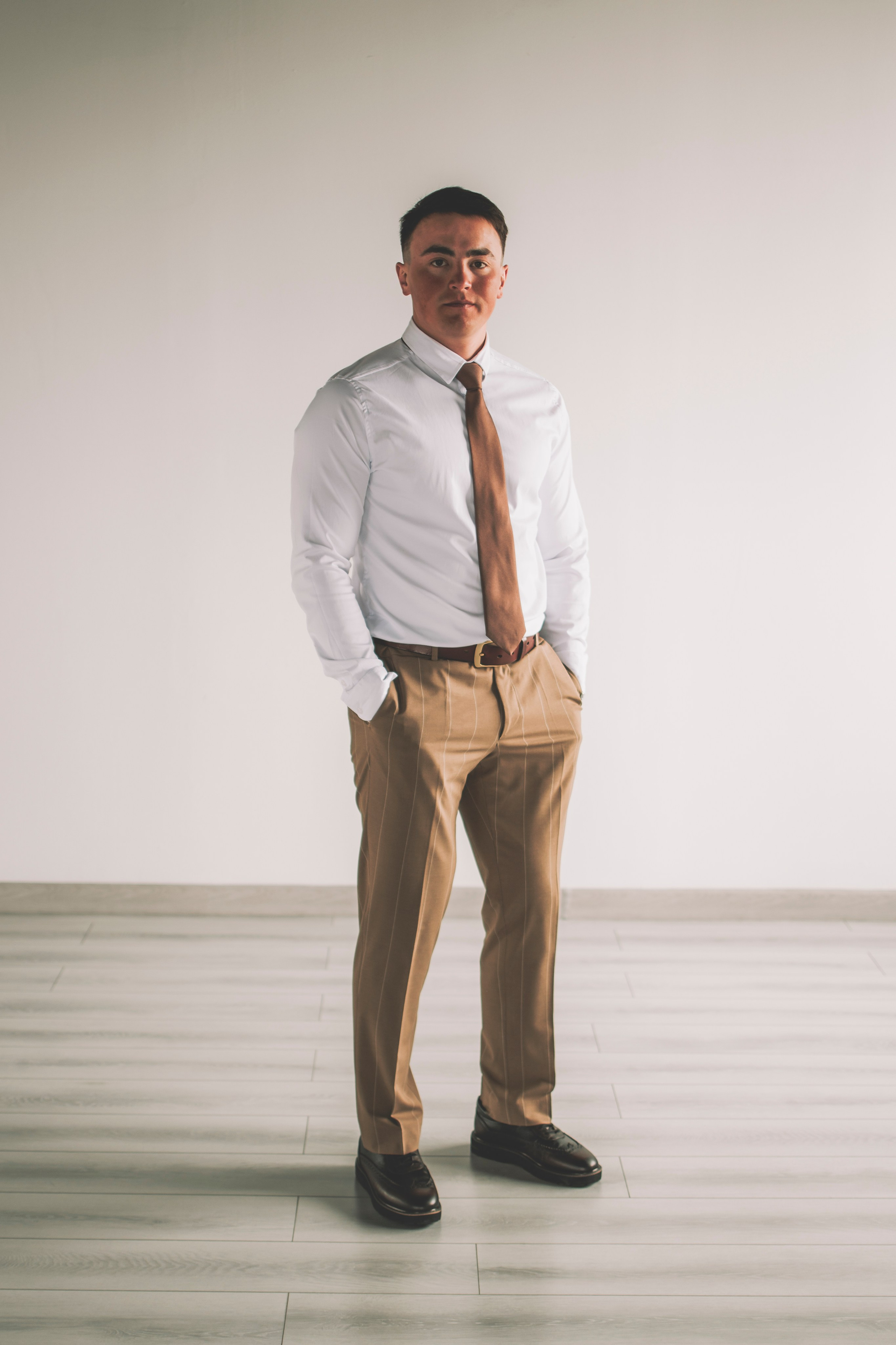 Альберт и Анастасия (Студийная фотосессия, роспись в ДК Нефтяник + фотосессия с гостями). Семейный и свадебный фотограф Губкинский и Ставрополь