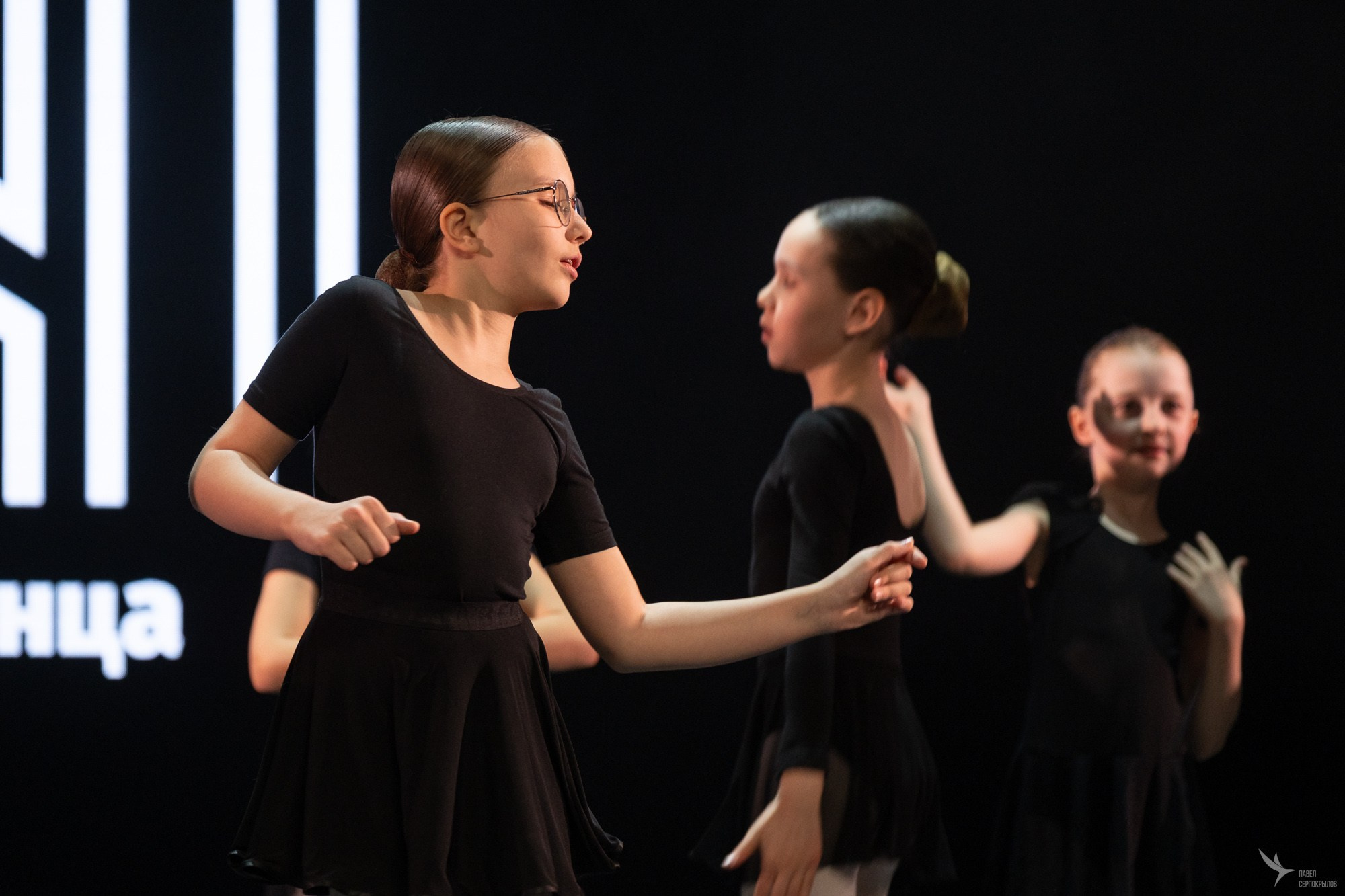 Отчетный концерт студии танца «ШАГ». Репортажный фотограф в Казани Павел Серпокрылов