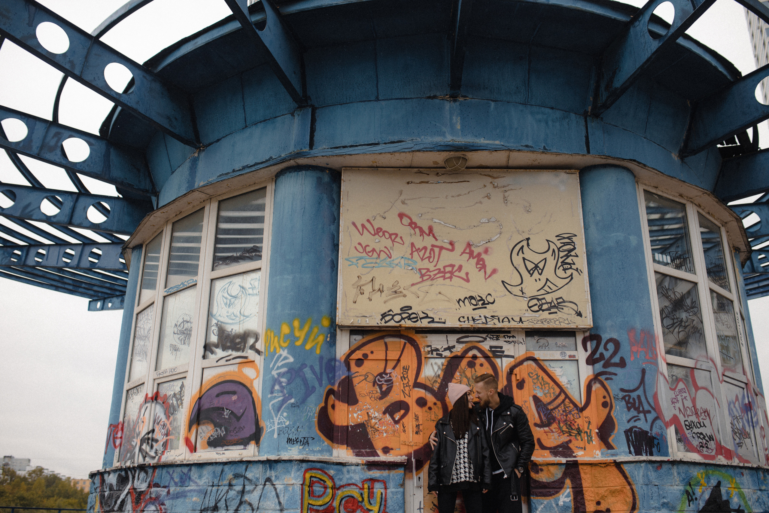 Романтика городских окраин. Свадебный и семейный фотограф в Санкт-Петербурге и Москве