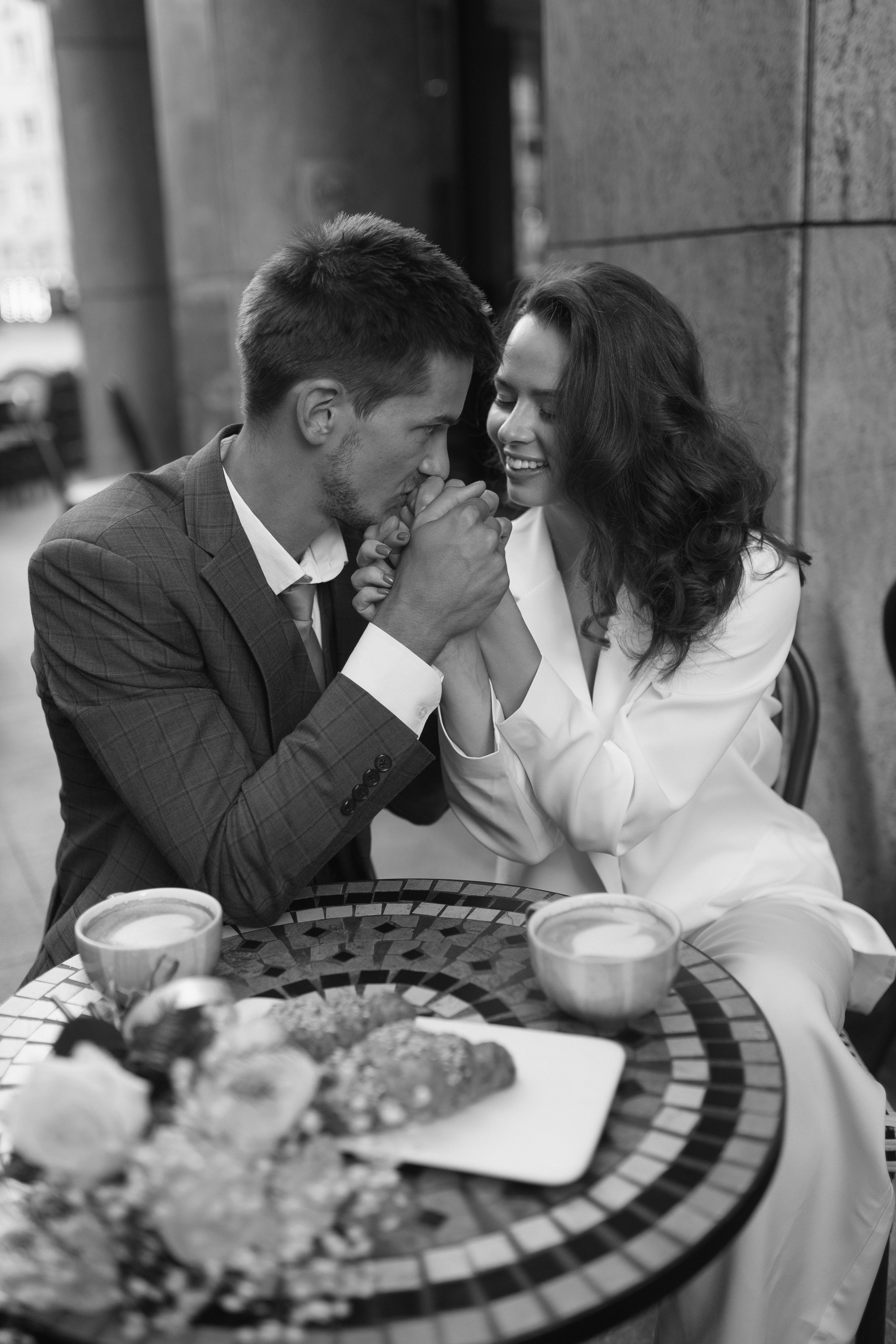 По трамвайным рельсам. Свадебный и семейный фотограф в Санкт-Петербурге и Москве