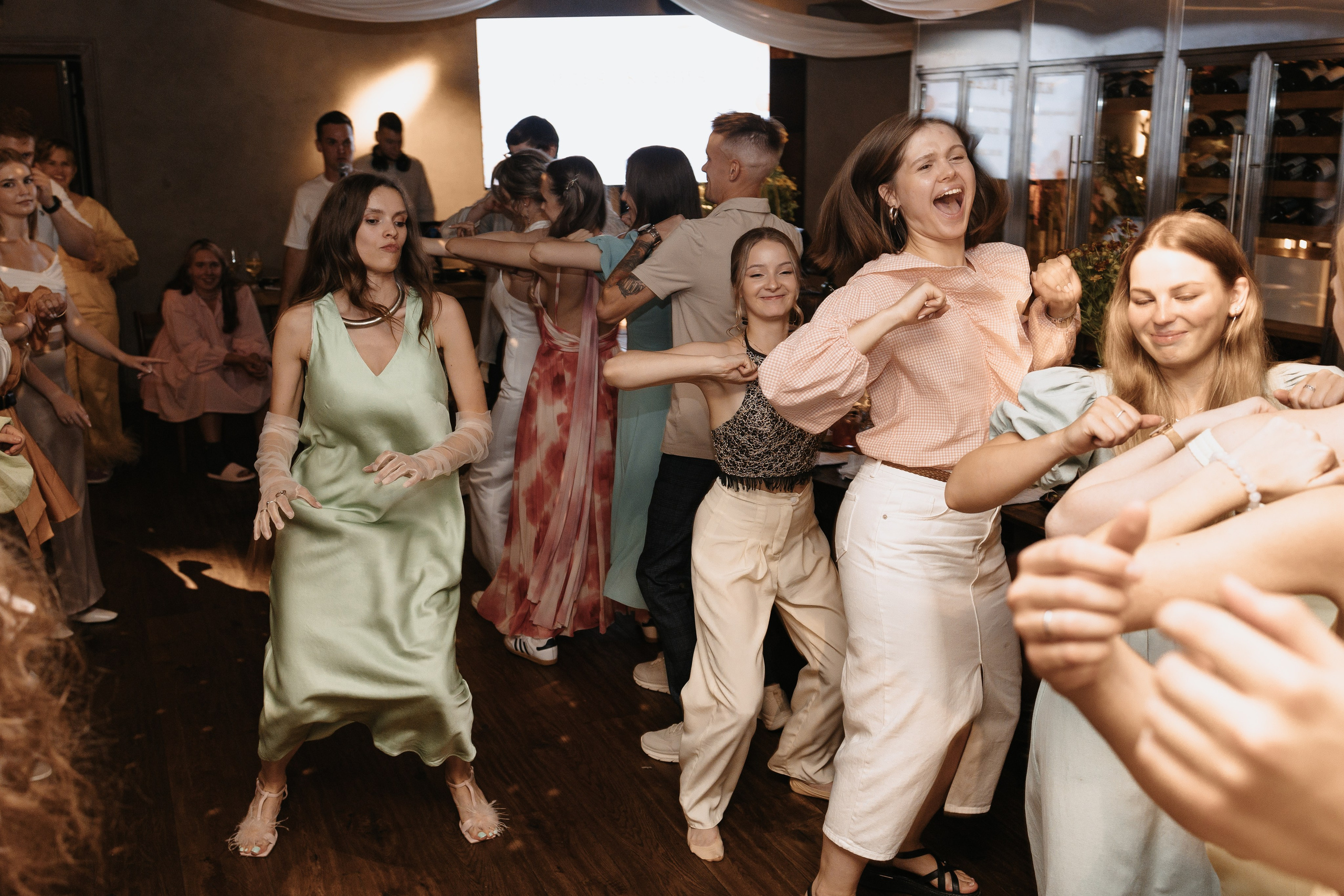 Илья и Ксюша (2024). Свадебный и семейный фотограф в Москве Яна Шувалова