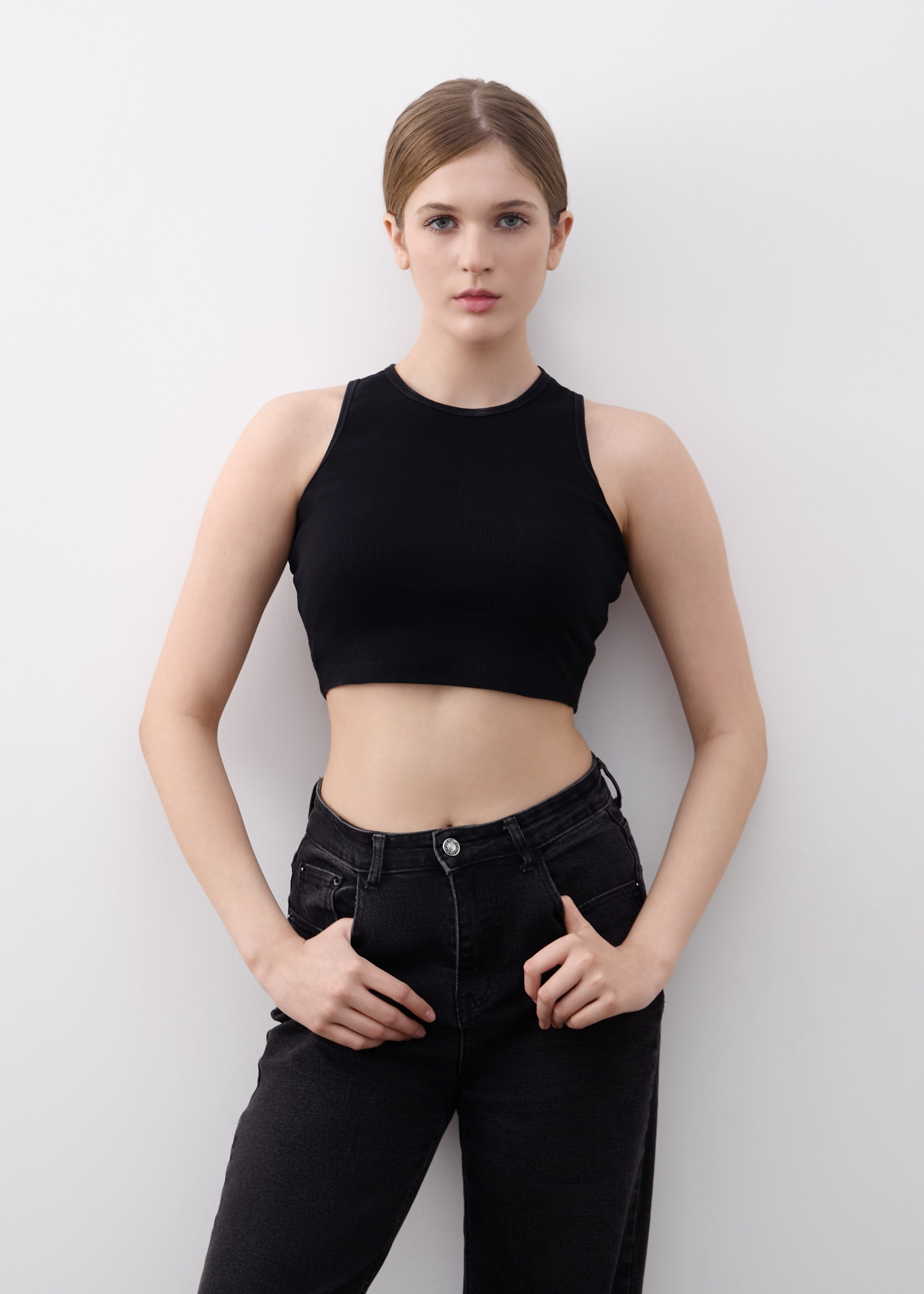 Модельные тесты для Юли. Модельные тесты в Москве. Фотограф Вика Паршина