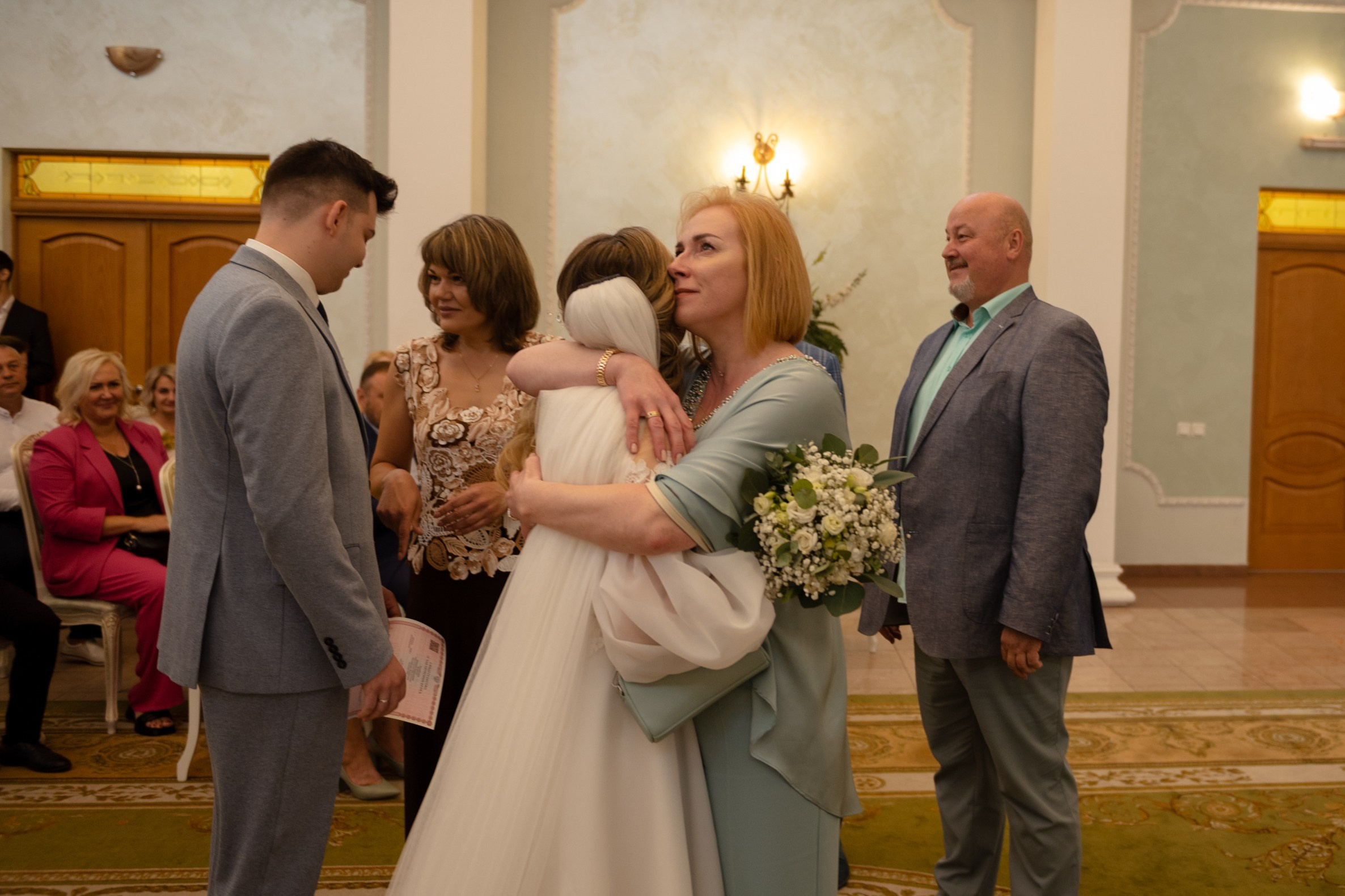 Весь день под дождем, вечером закат на озере. Свадебный и семейный фотограф София Невская