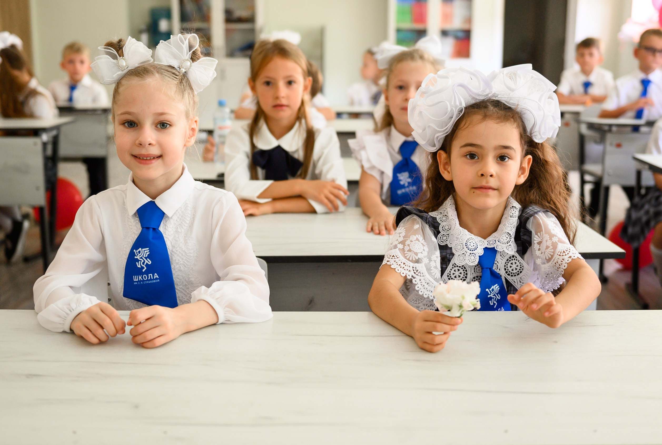 Первый раз в первый класс школа Страховой. Свадебный и семейный фотограф София Невская