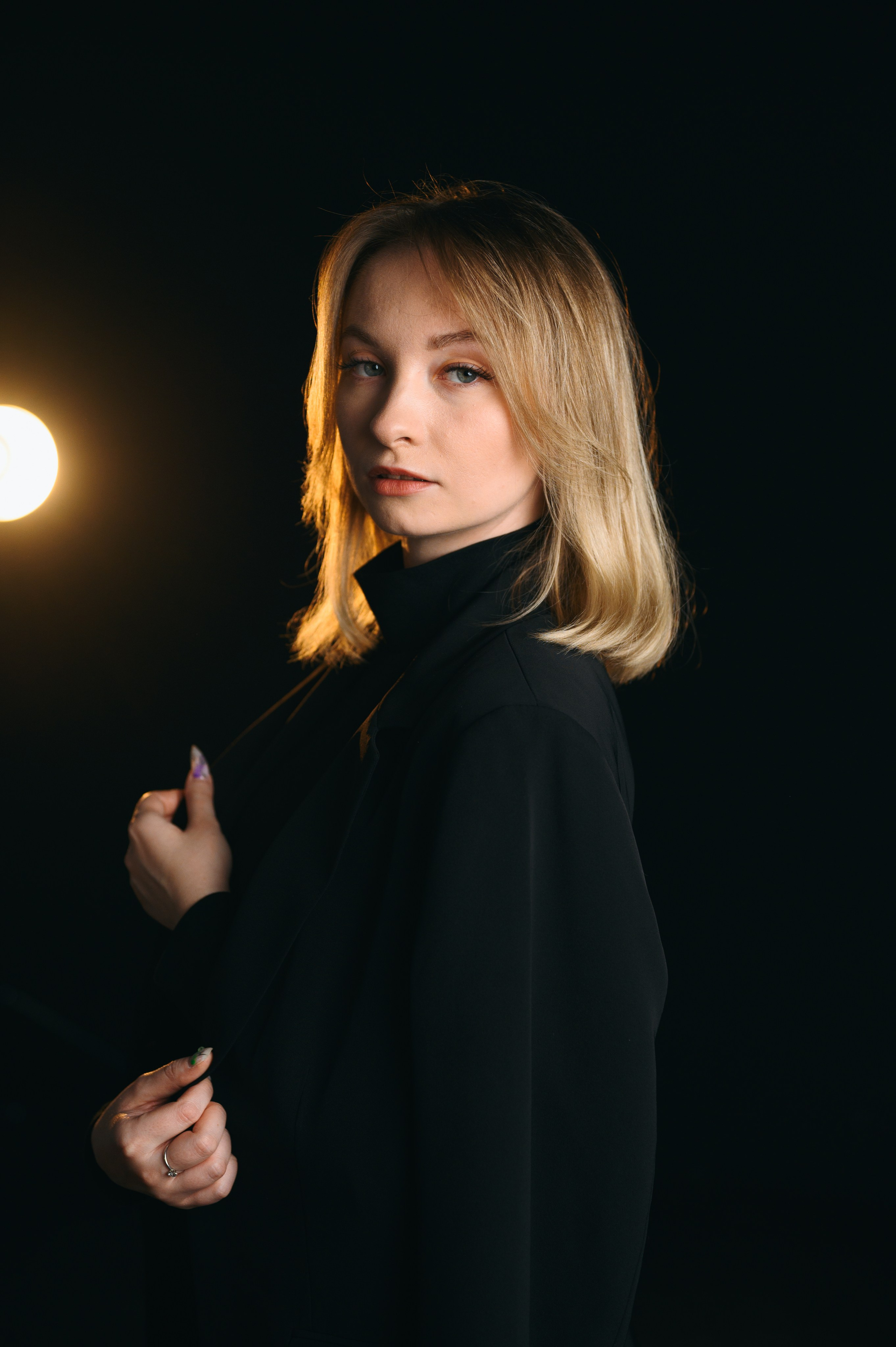 КОНТРАСТНЫЙ ПОРТРЕТ. Фотограф в Белграде Чугреева Елена