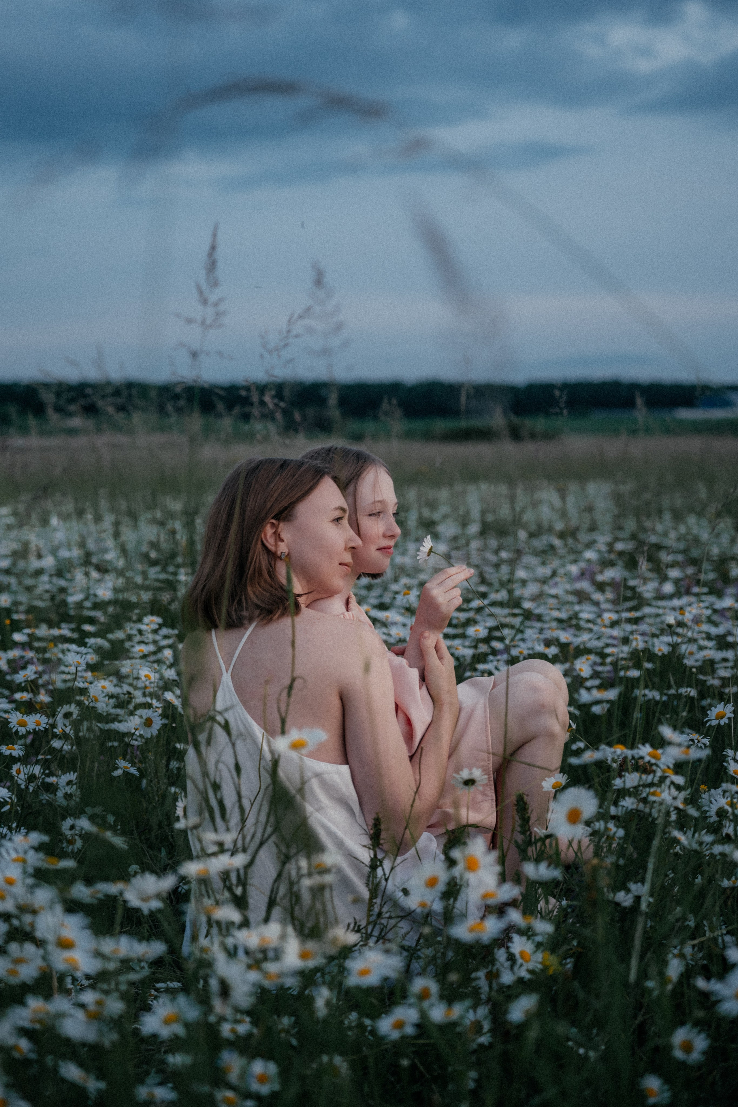 Фотосессии в горах и городах. Видеограф и гид на Кавказе Ксения Перегрин