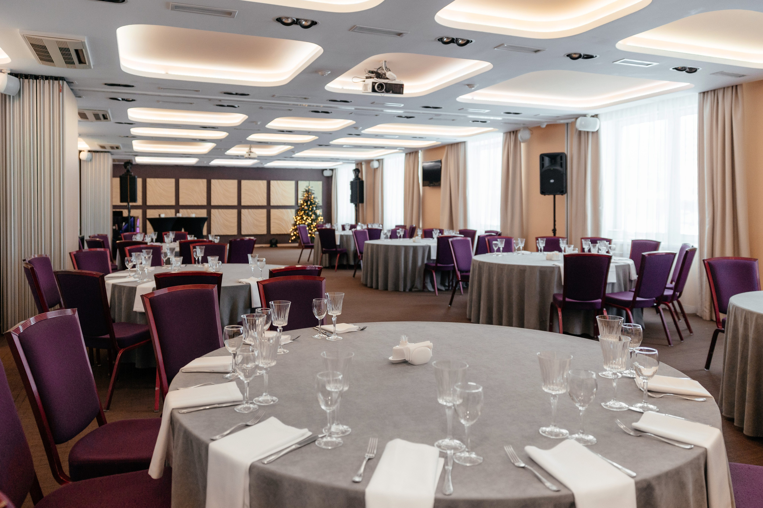 Отель Московская горка, банкетные залы. Фотограф для бизнеса Константин Брусницын в Екатеринбурге