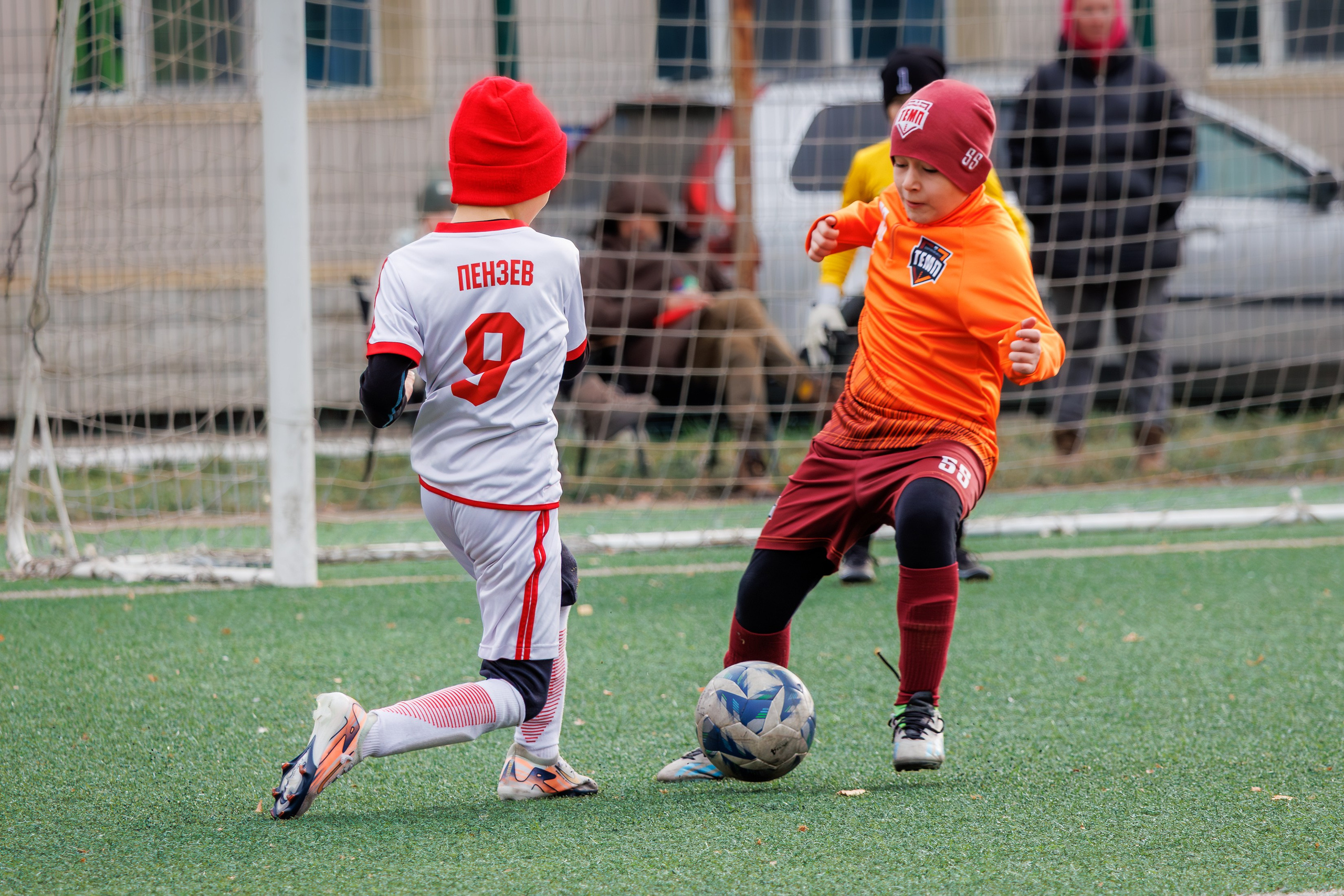 Товарищеский матч среди юниоров. Репортажный фотограф в Барнауле Владимир Игнатов
