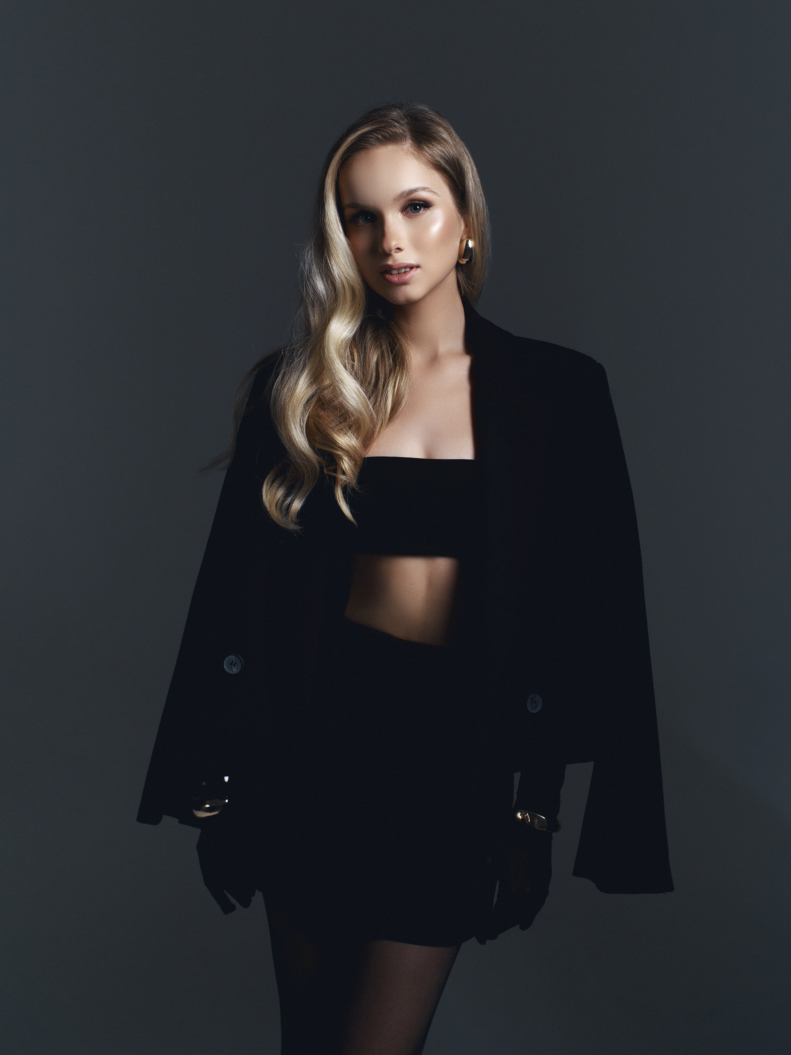 ELIZ. NOIZOMAX Художественный фотограф в Дубай