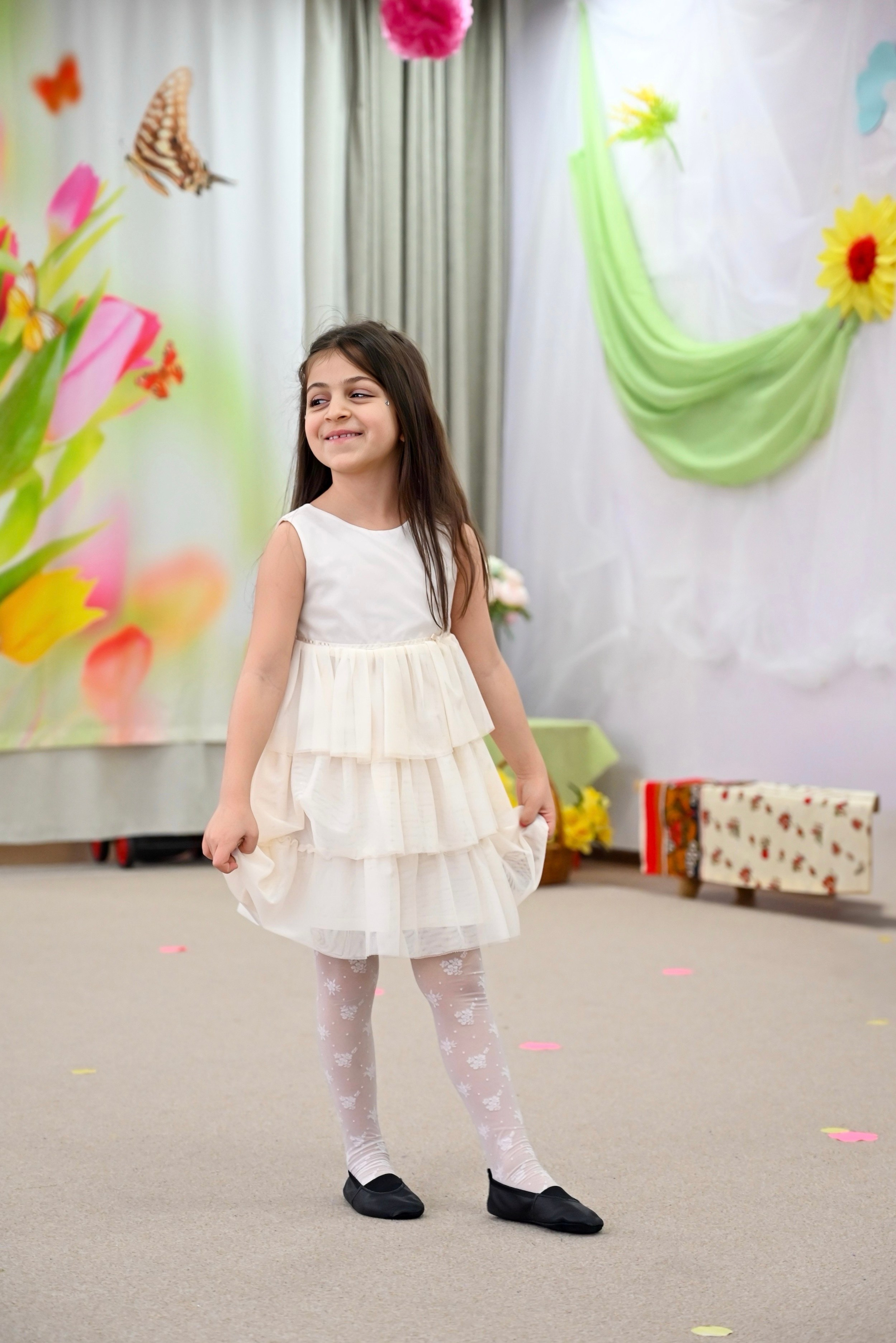 Праздник в группе Цветик семицветик. Семейный и детский фотограф Москва