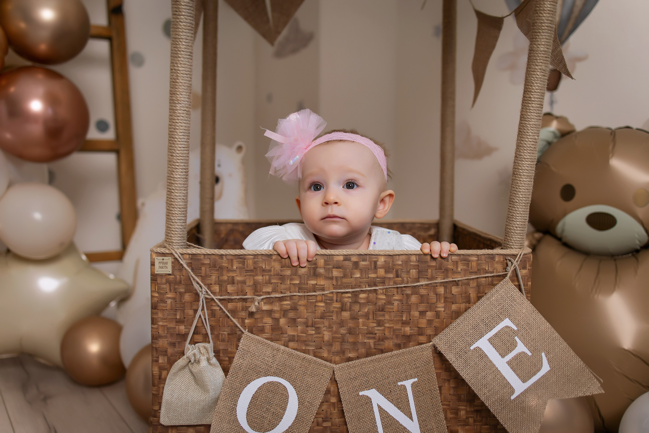 Ваши фотографии. Интерьерная фотостудия Background в Омске