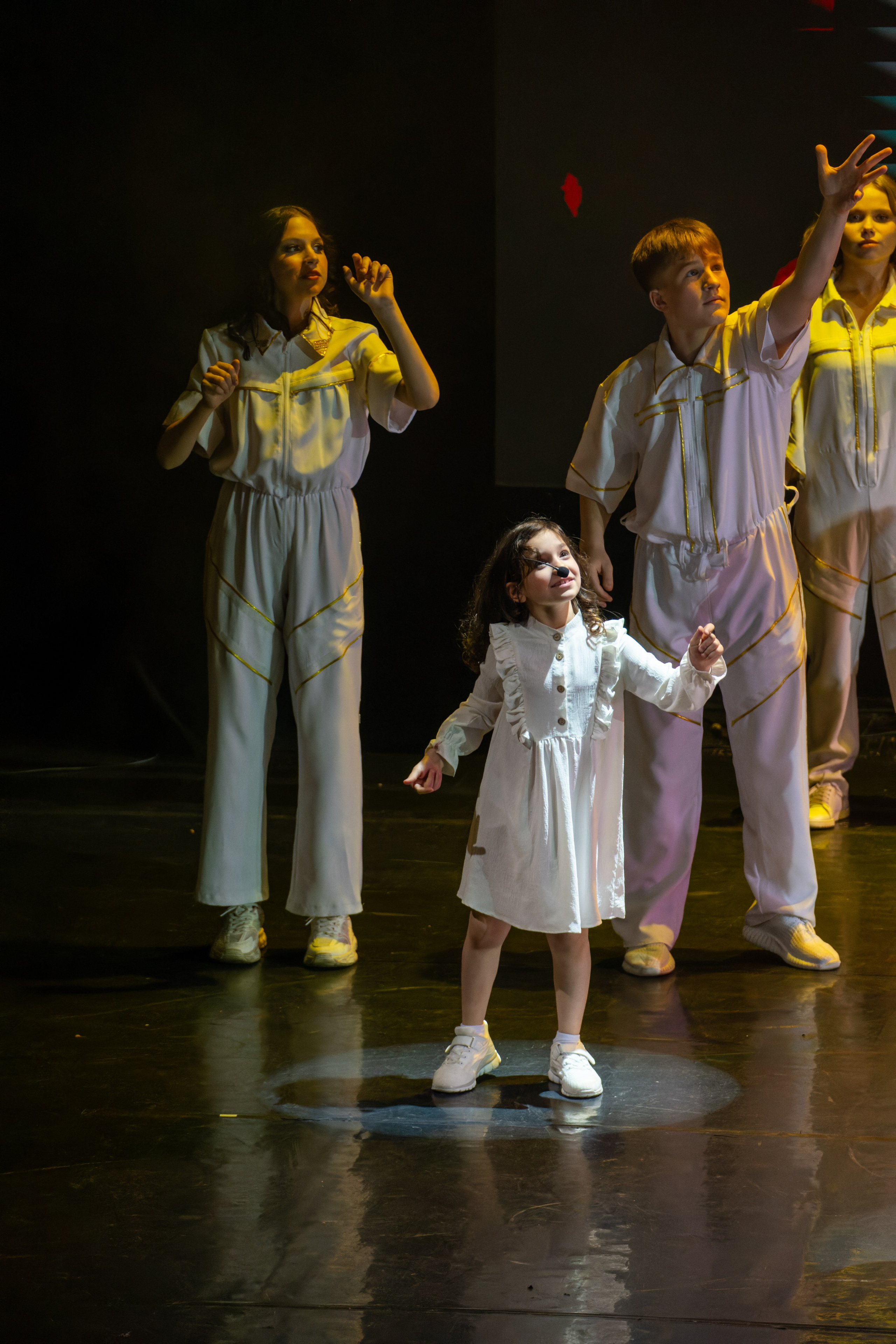 Съёмка благотворительного спектакля «Новая история деревянного мальчика». «Студия DRONAVT`s» — видеосъёмка и фотография г. Москва