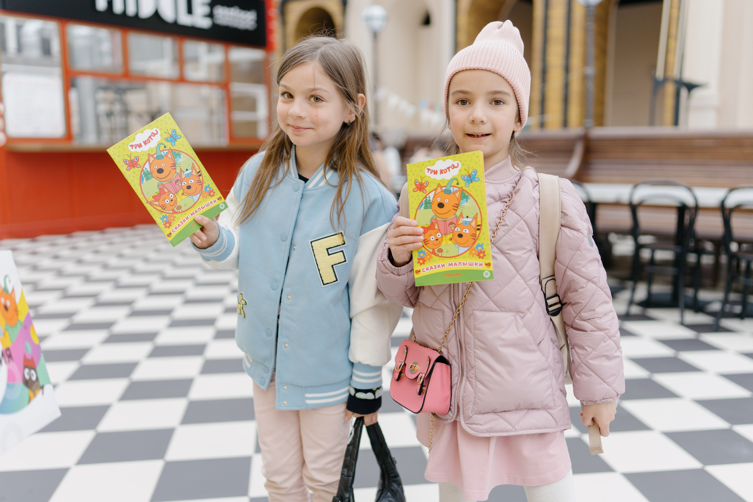 Три кота на «Каникулы с Комсомолкой» 04.05.24. Свадебный и семейный фотограф в Санкт-Петербурге Дмитрий Панин