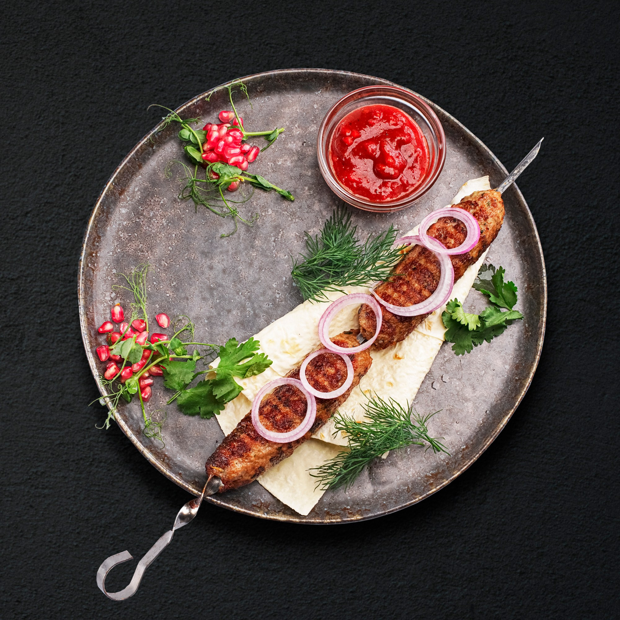 Фотограф и графический дизайнер Владимир Пуставетов