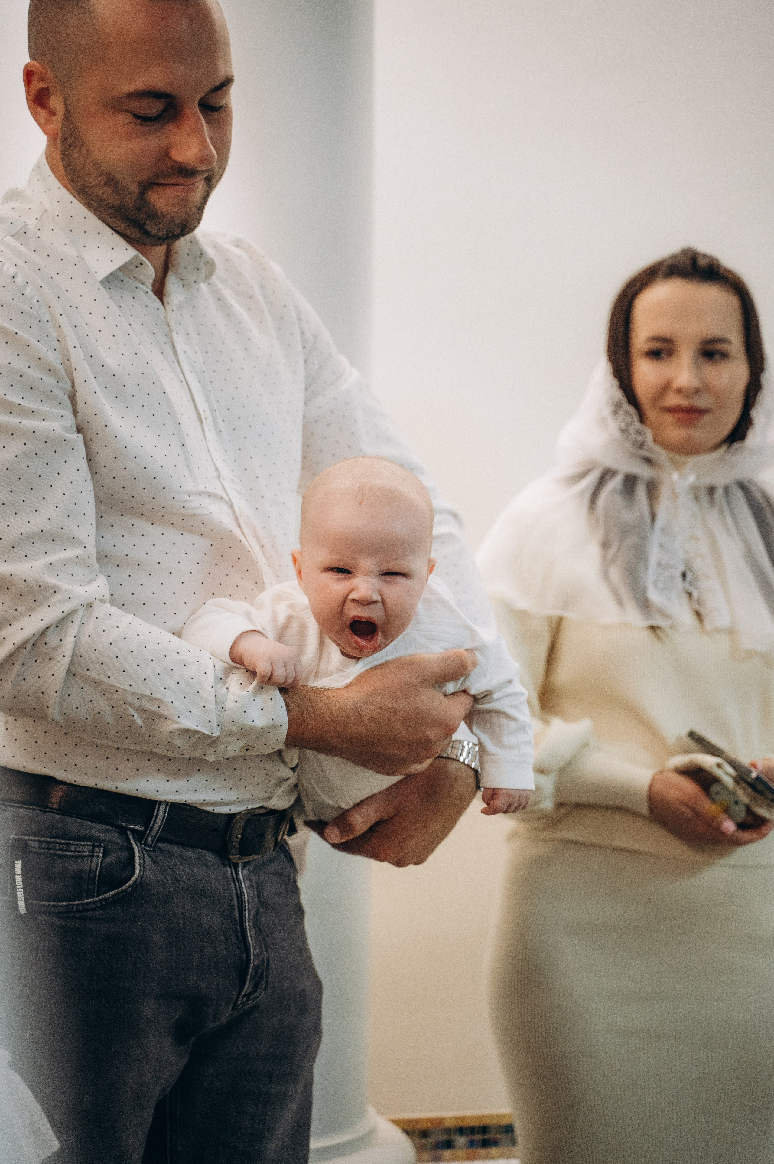 Крещение Тимура (Храм Святой Троицы). Семейный фотограф в Минске Дарья Дреко