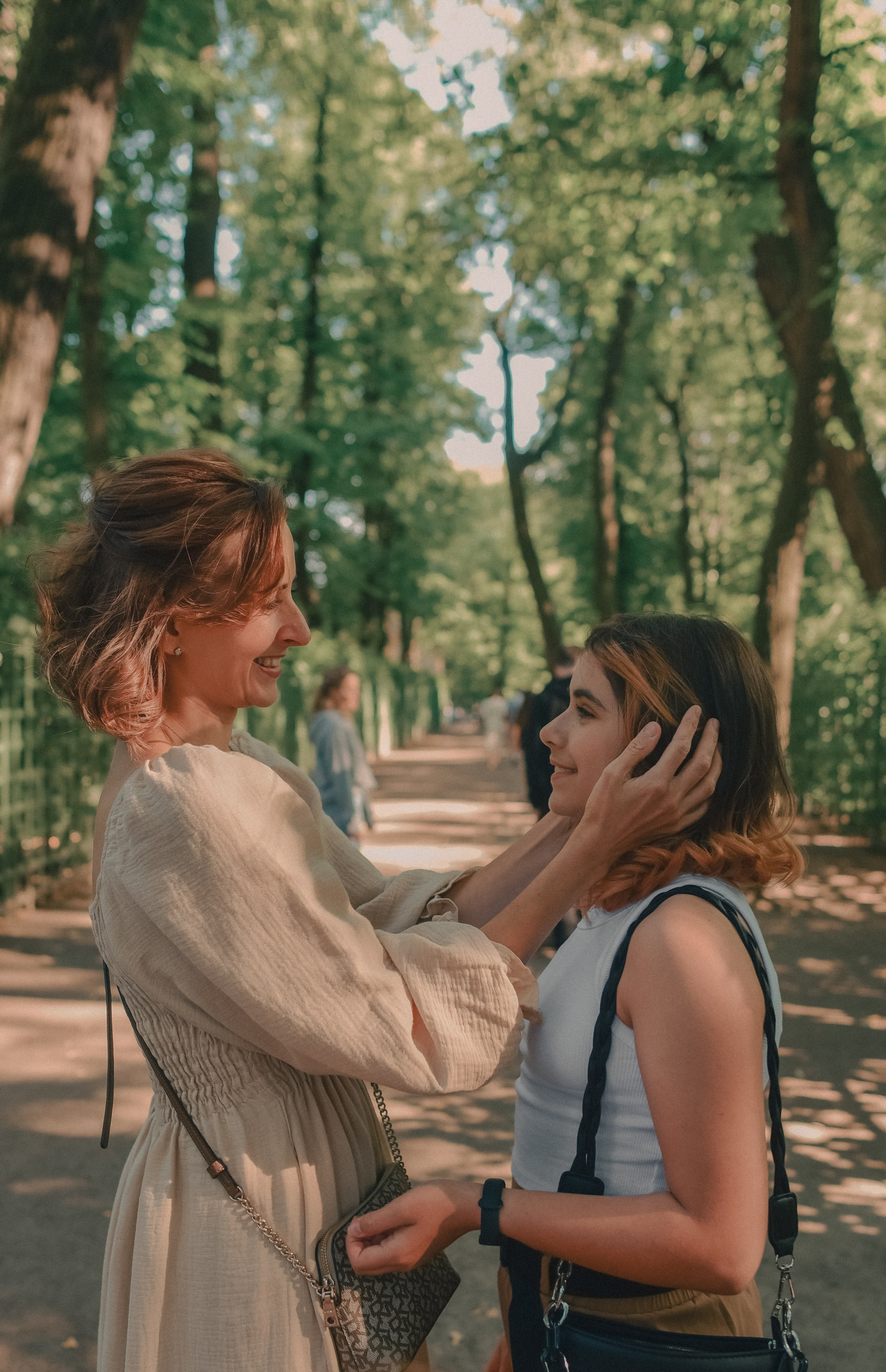 Фотосессия в Летнем саду. Анна, Татьяна, Злата и Эвелина. Семейный и свадебный фотограф в Санкт-Петербурге Яна
