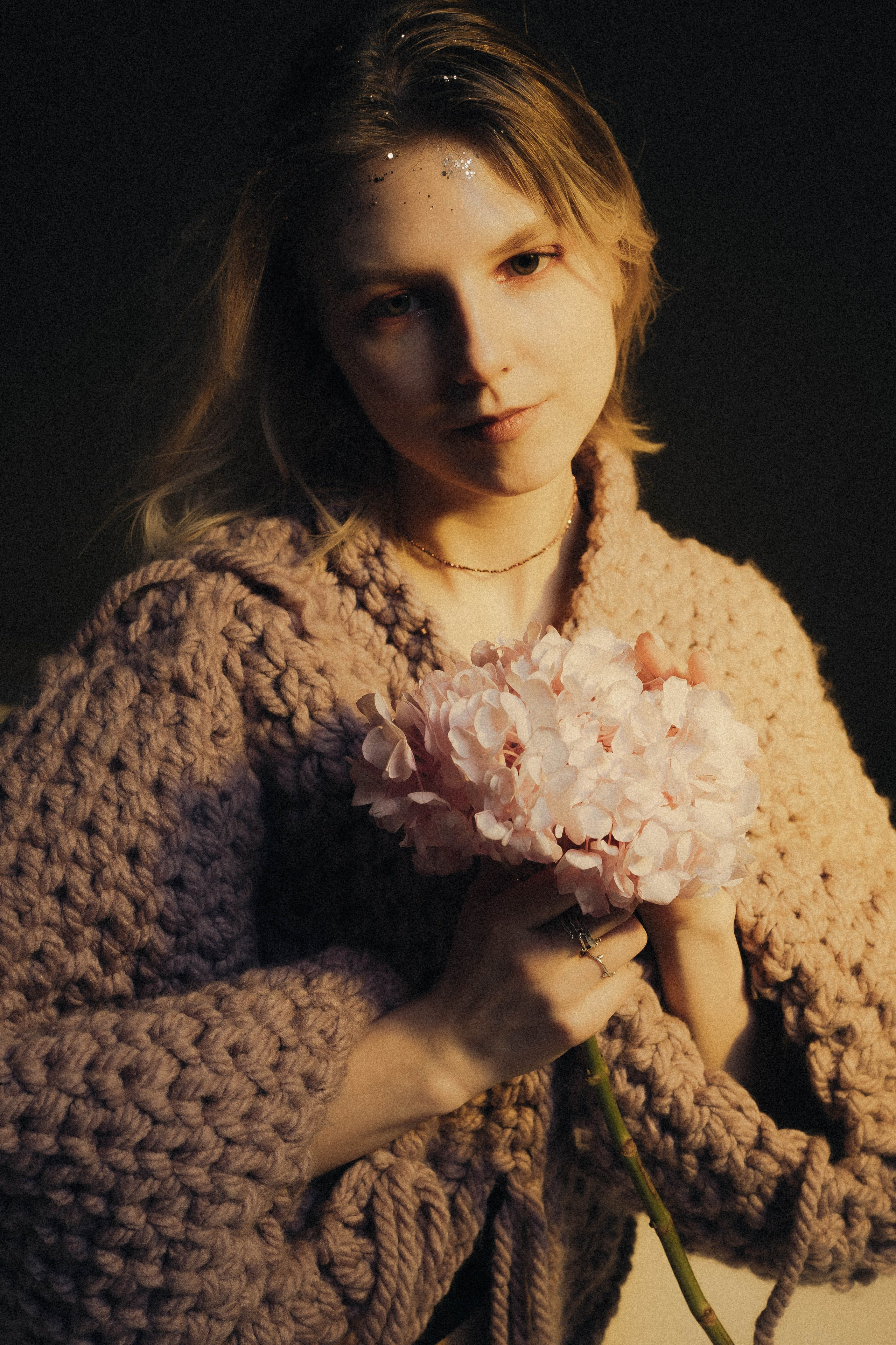 Studio portrait. Съемки для брендов и индивидуальные фотосессии в Москве