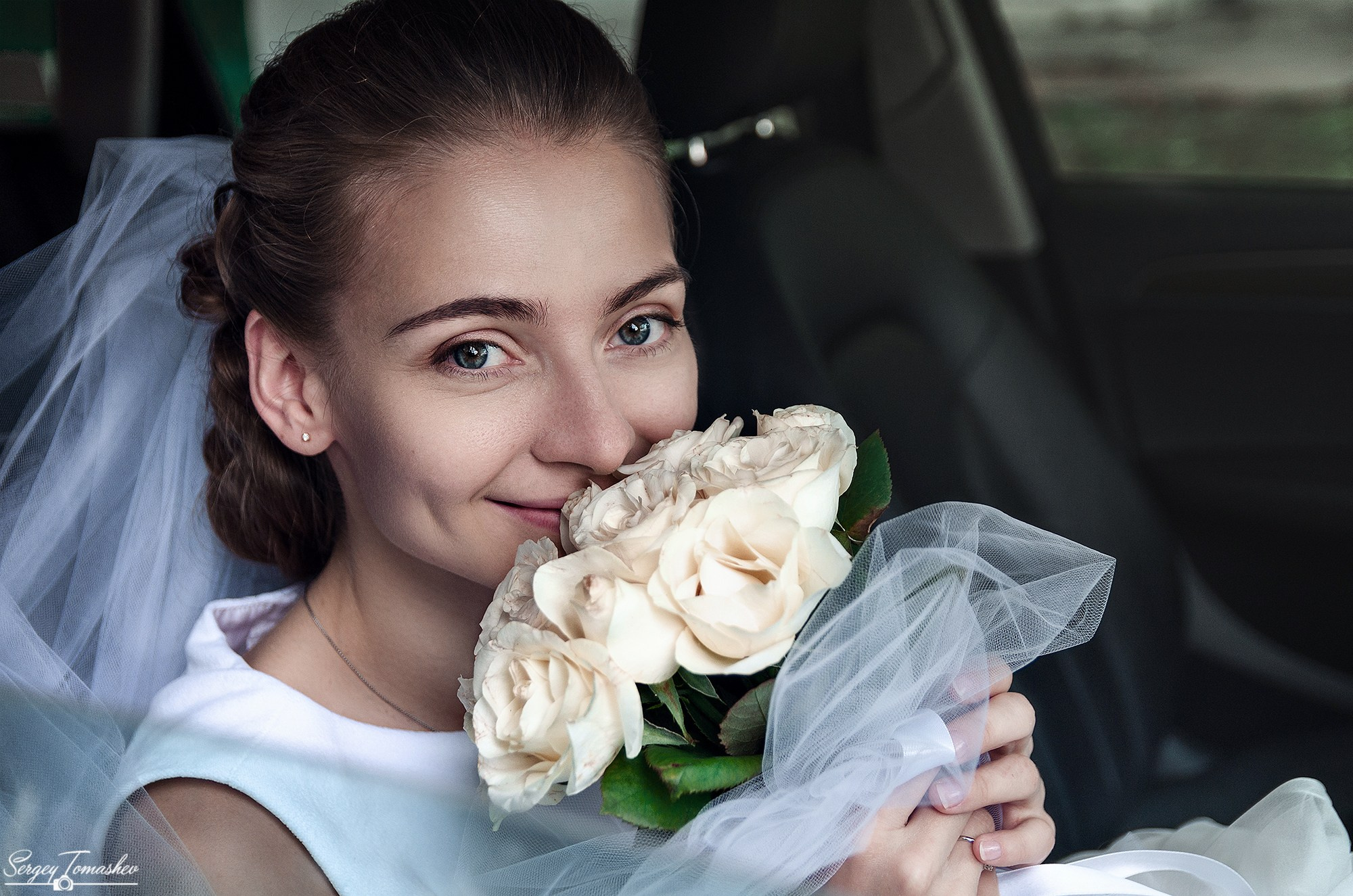 Художественная свадебная фотосессия в городе. Фотограф в Витебске Сергей Томашев