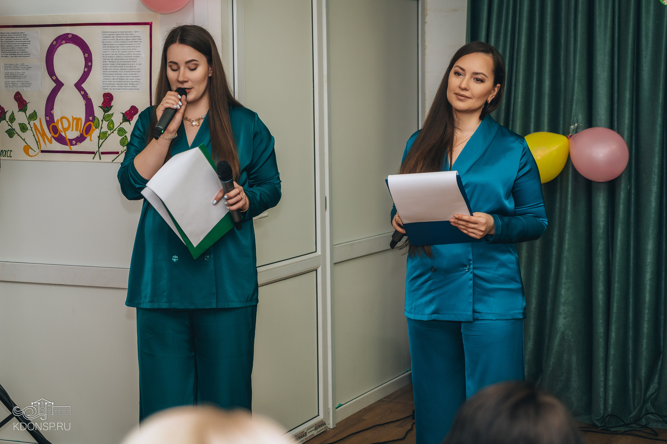 В преддверии праздника весны. Новотитаровский Дом культуры