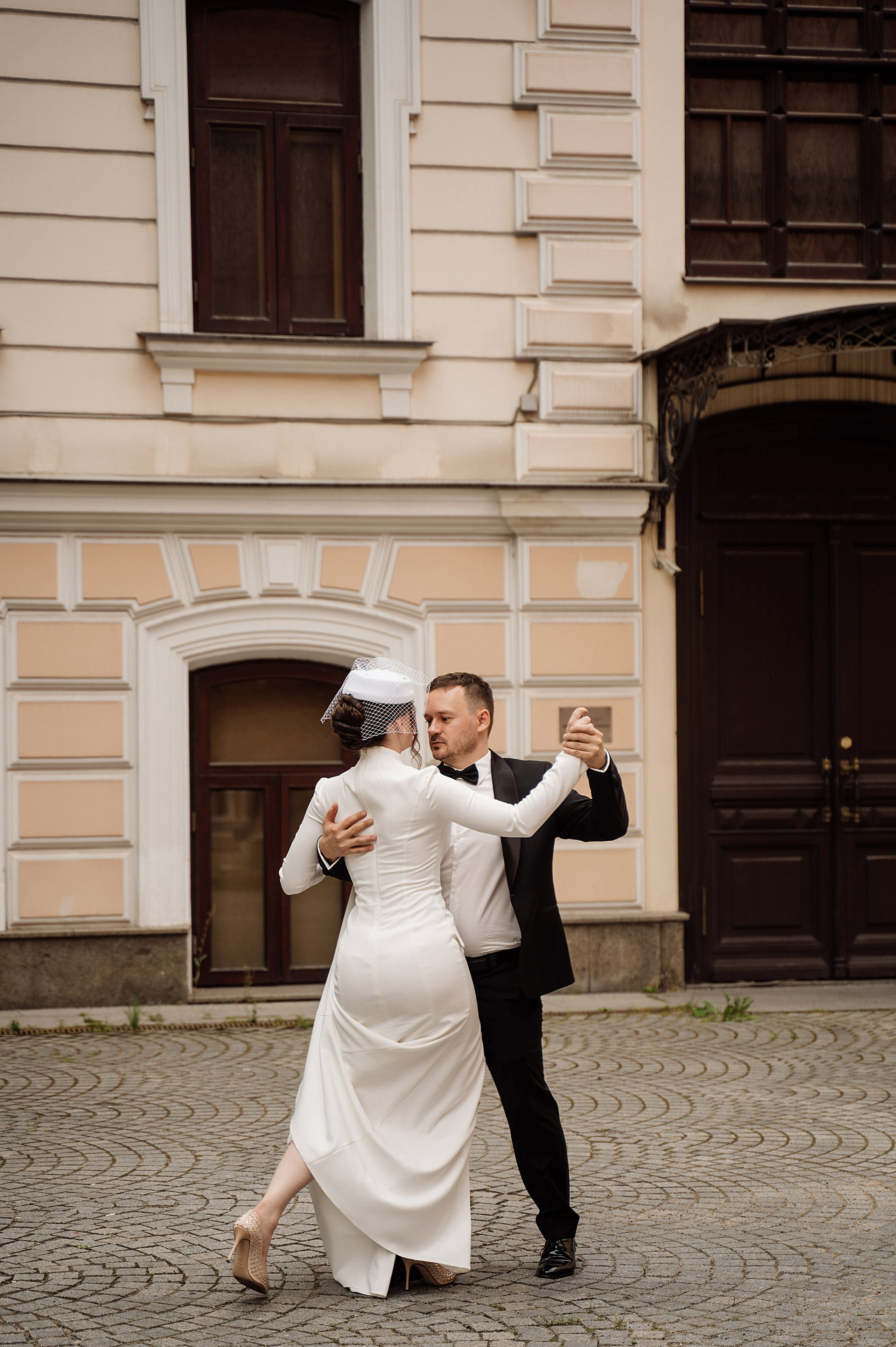 Сборы дома и прогулка на Патриках (полный день). Свадебный фотограф