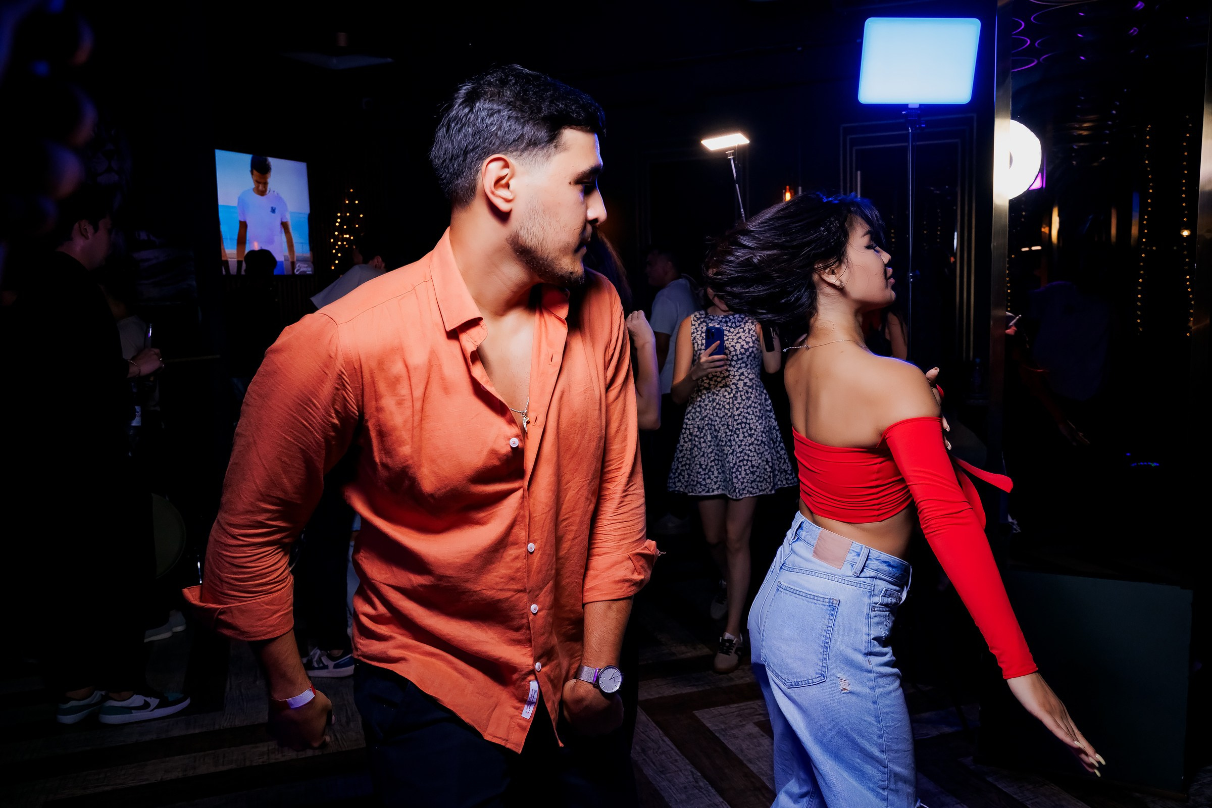 Bachata party by One Flick. Репортажный фотограф в Алматы Каюпов Сержан
