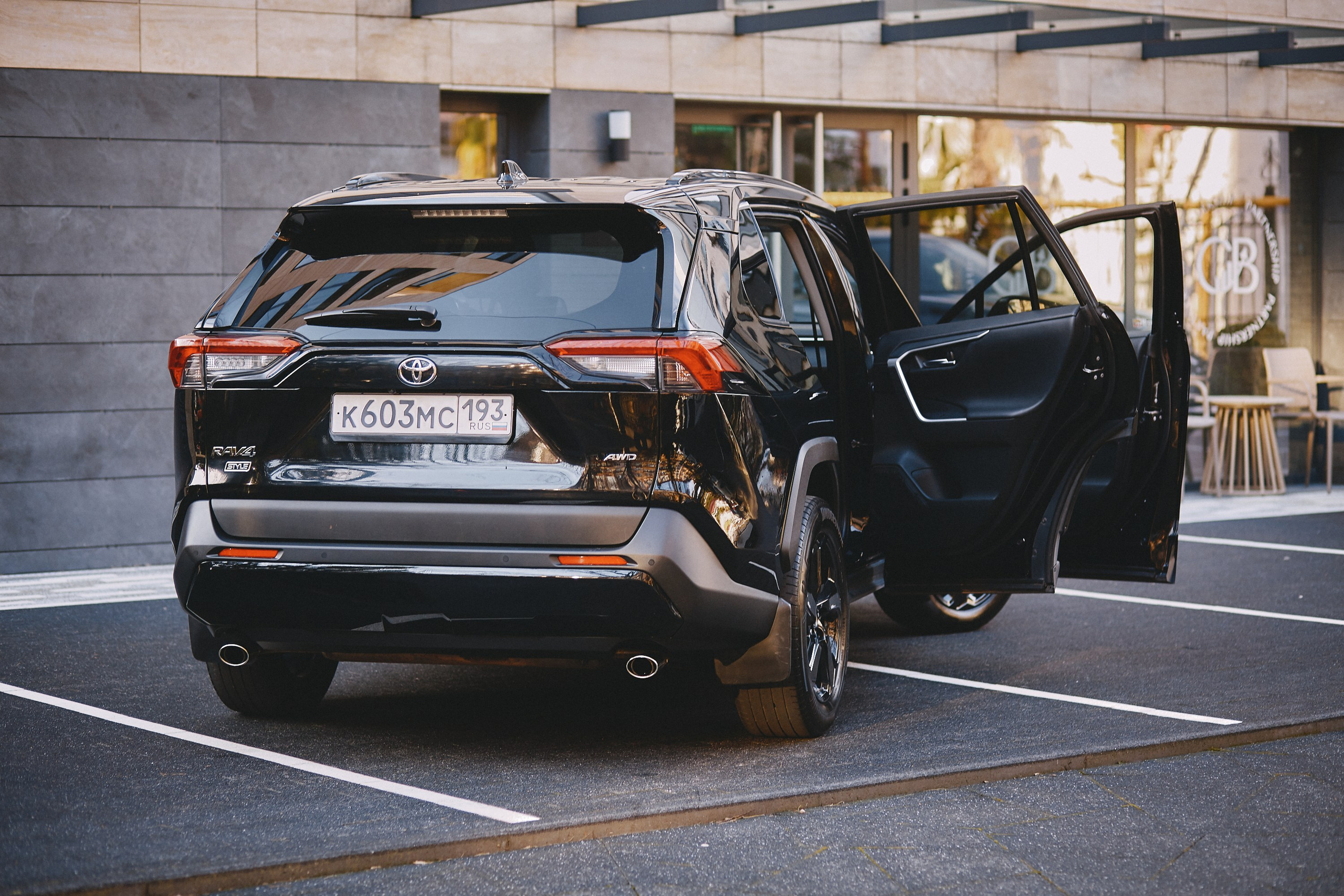 Профессиональная рекламная фото и видео съемка в Сочи Адлере и Красной Поляне. Фотограф Юрий Никитюк — Сочи |Адлер|Красная Поляна