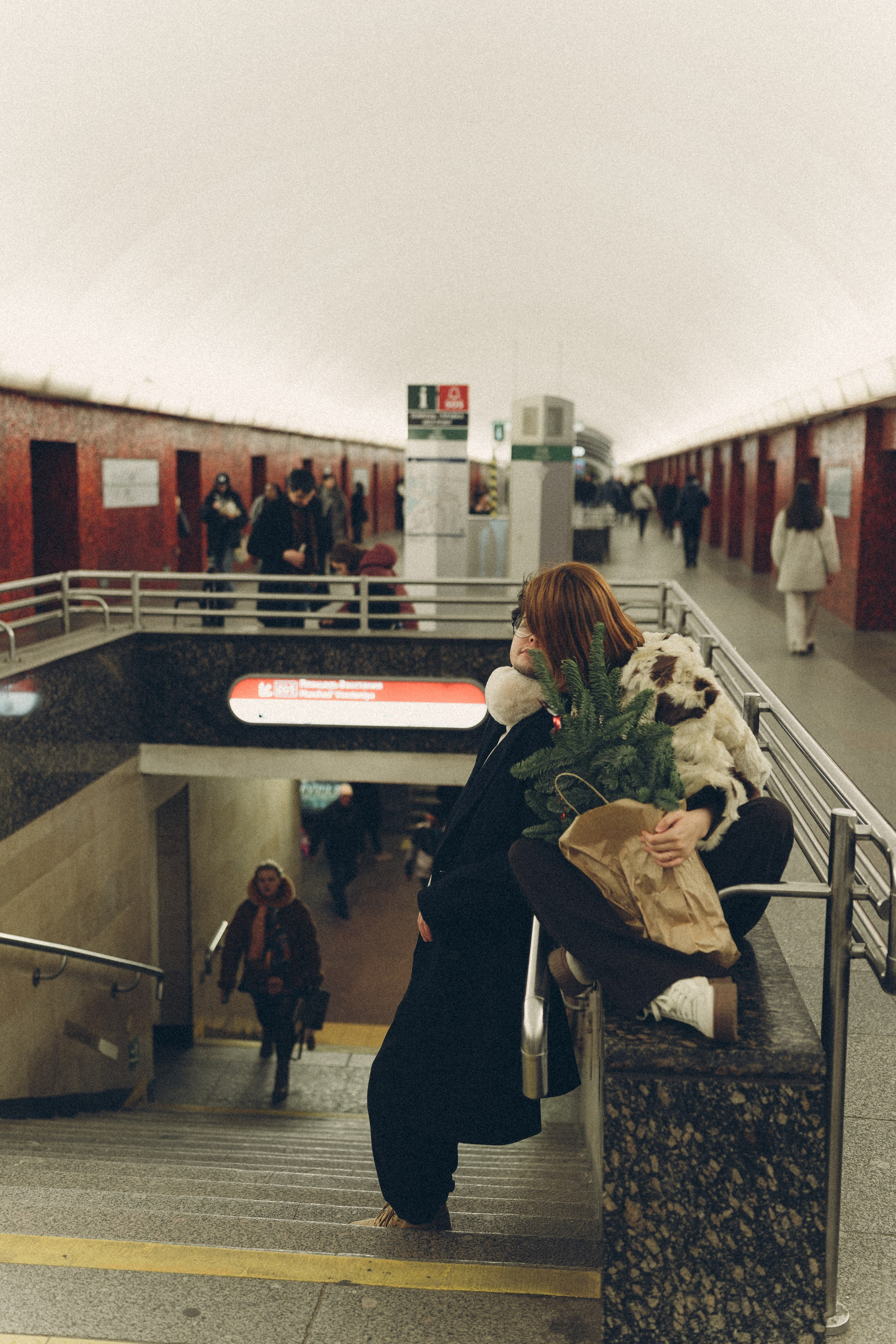 НОВОГОДНЯЯ ФОТОСЕСИИЯ ПАРЫ В МЕТРО ЛЮБОВЬ. Профессиональный фотограф, Санкт-Петербург — Виктория Богомолова