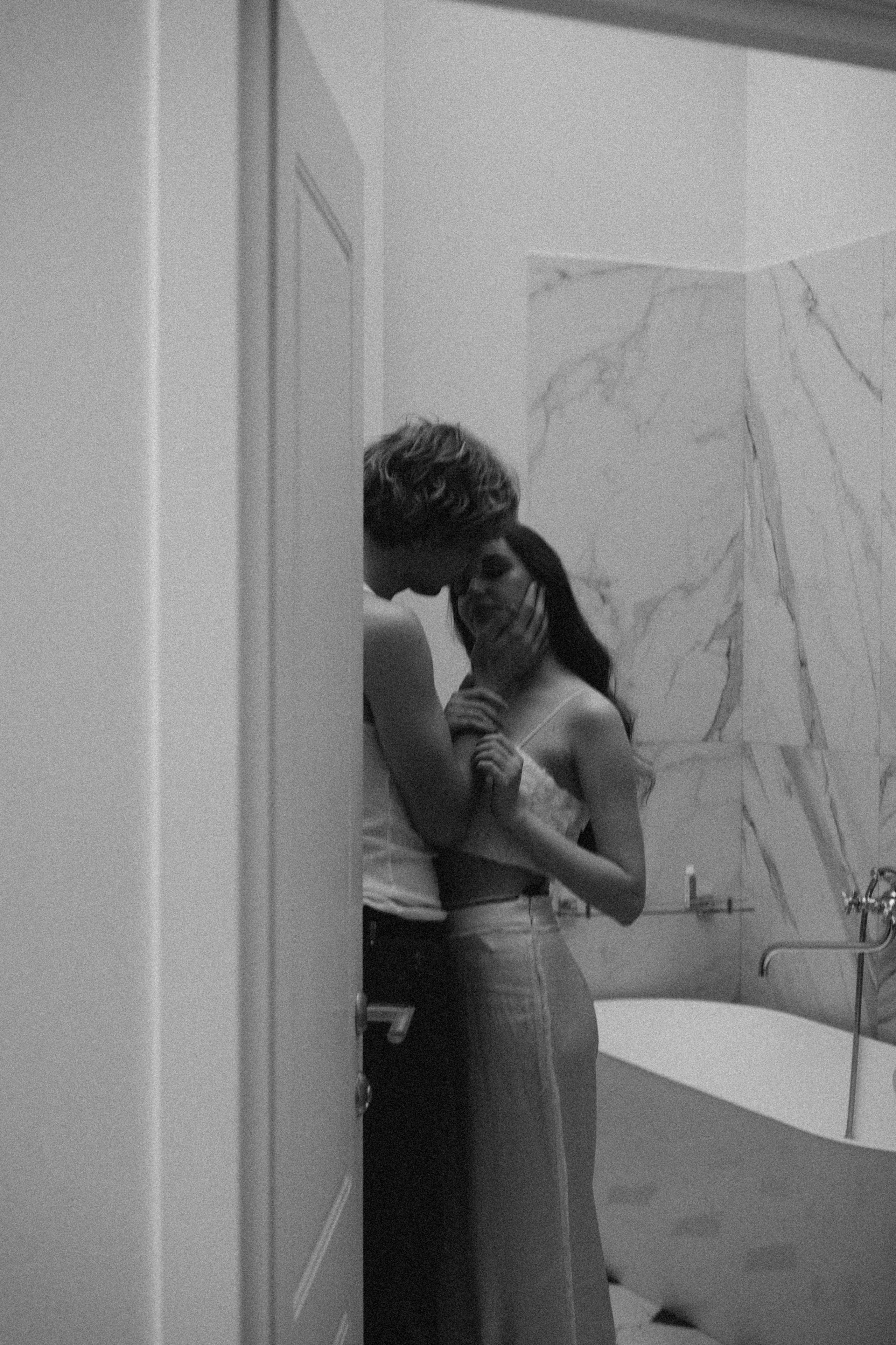 СВАДЕБНАЯ СЬЕМКА В ОТЕЛЕ. СБОРЫ ЖЕНИХА И НЕВЕСТЫ И ТАКЖЕ ТОР И ПОДГОТОВКА К ПРОГУЛКЕ. Профессиональный фотограф, Санкт-Петербург — Виктория Богомолова