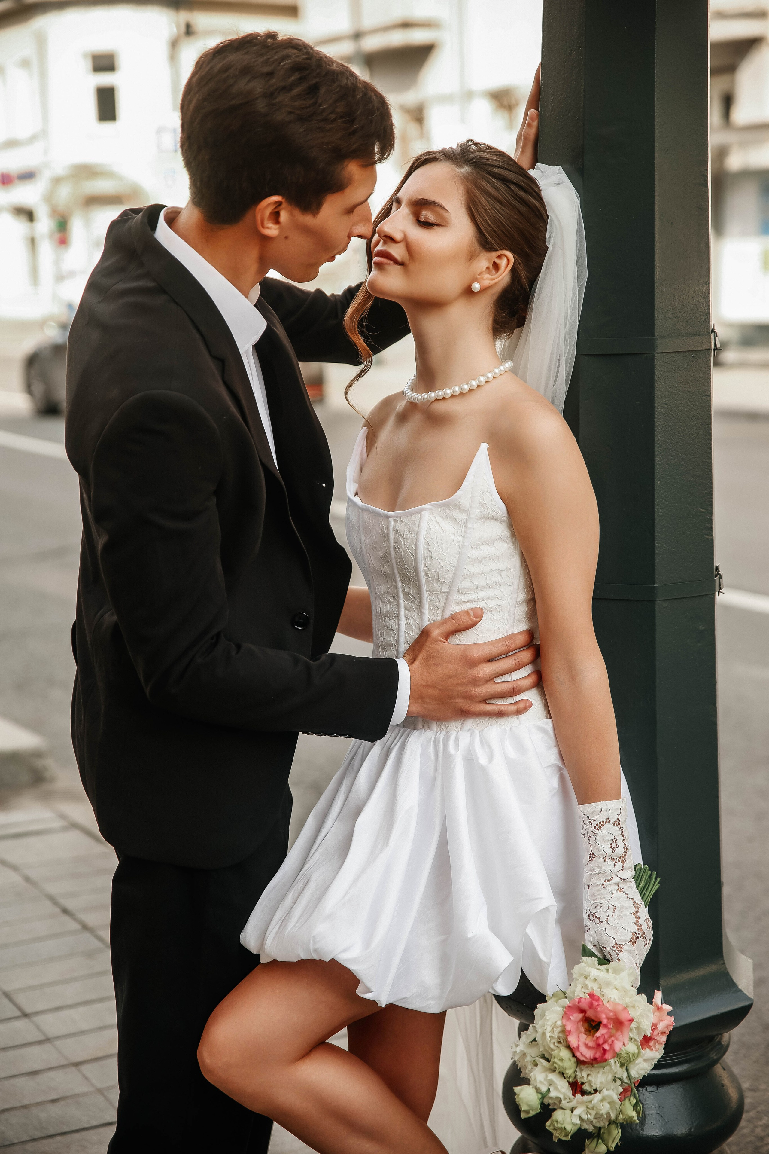 Уличная свадебная фотосессия. Свадебный и семейный фотограф в Москве