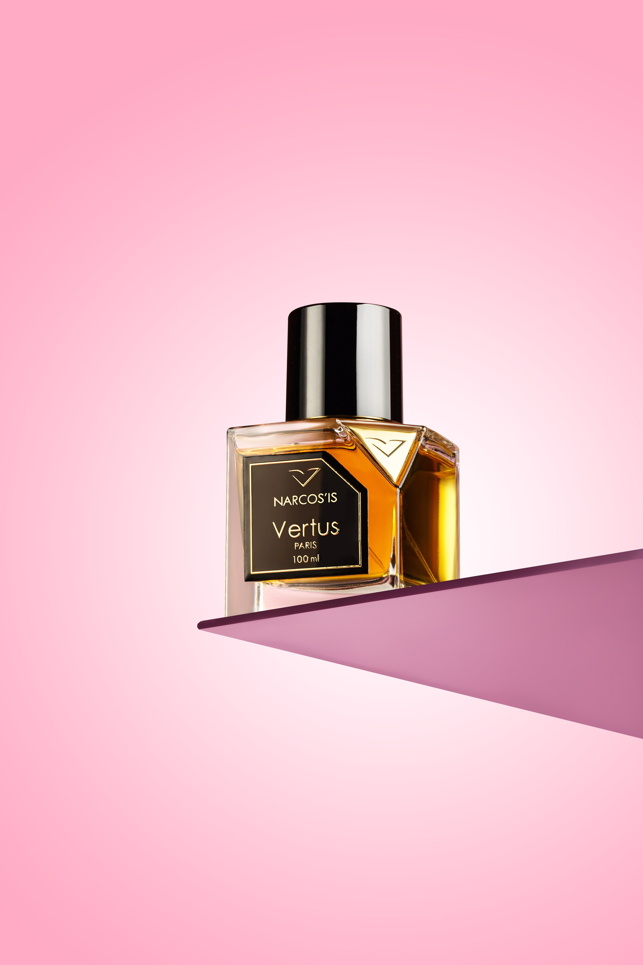 Художественная обработка парфюмов | Студия SVITHART