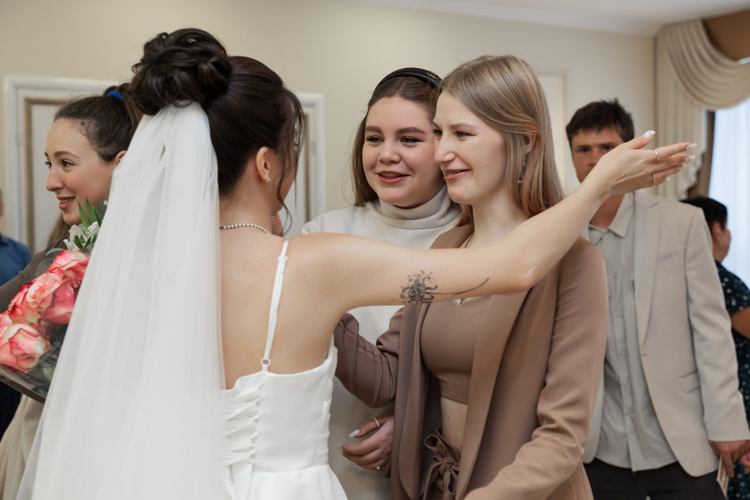 Фотосессия жених и невеста. Фотограф Сергиев Посад / Москва / Дмитров / Дубна