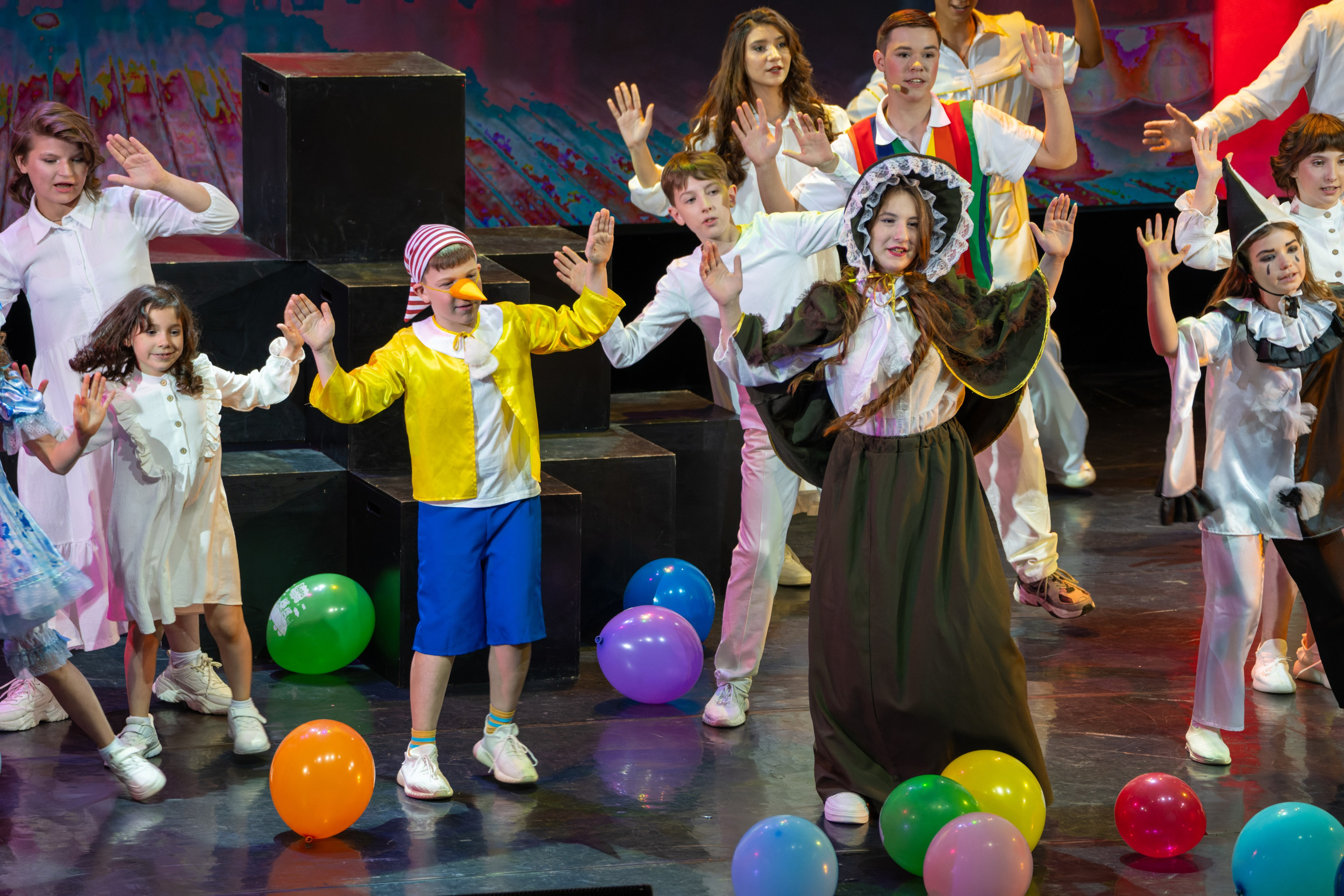 Съёмка благотворительного спектакля «Новая история деревянного мальчика». «Студия DRONAVT`s» — видеосъёмка и фотография г. Москва