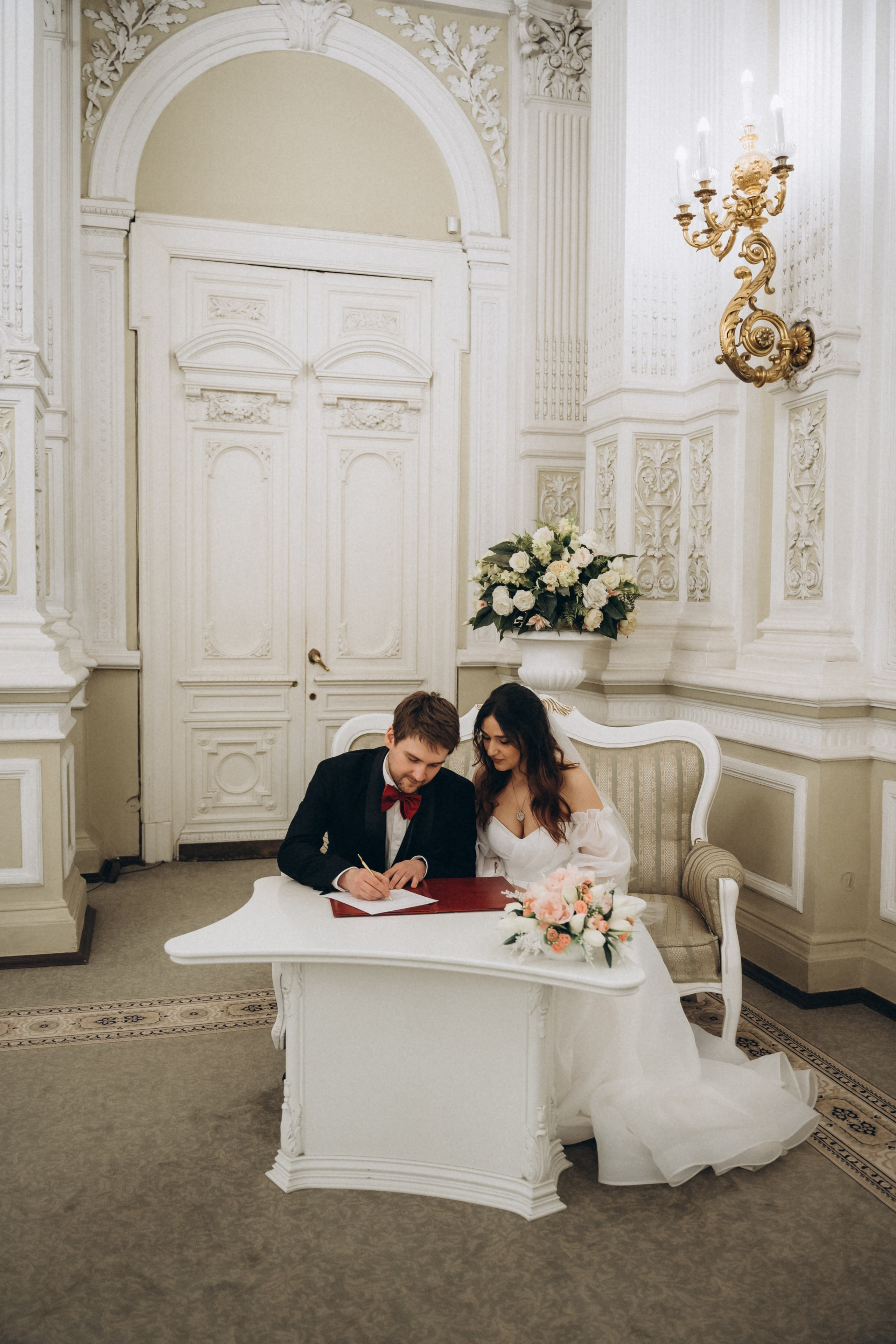 Любовь в 1-м Дворце Бракосочетания. Фотограф в Санкт-Петербурге — Лучина Екатерина