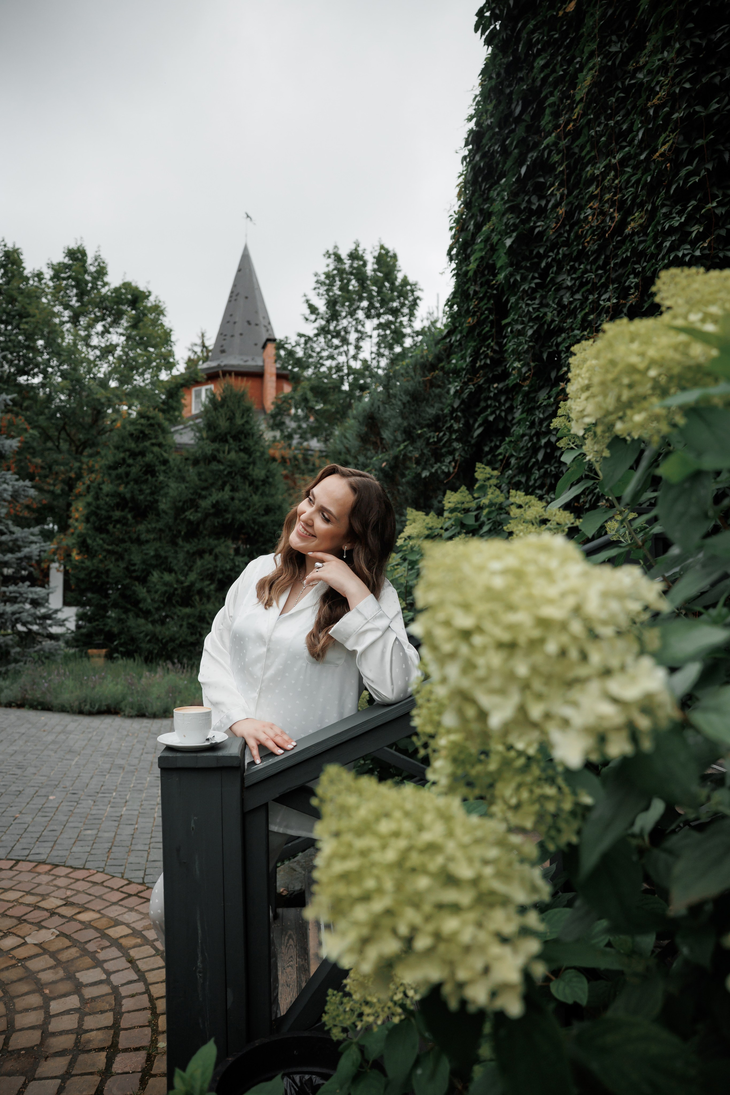 Свадебная фотосессия в отеле Сенешаль. Свадебный и репортажный фотограф (Москва, Королев и другие)