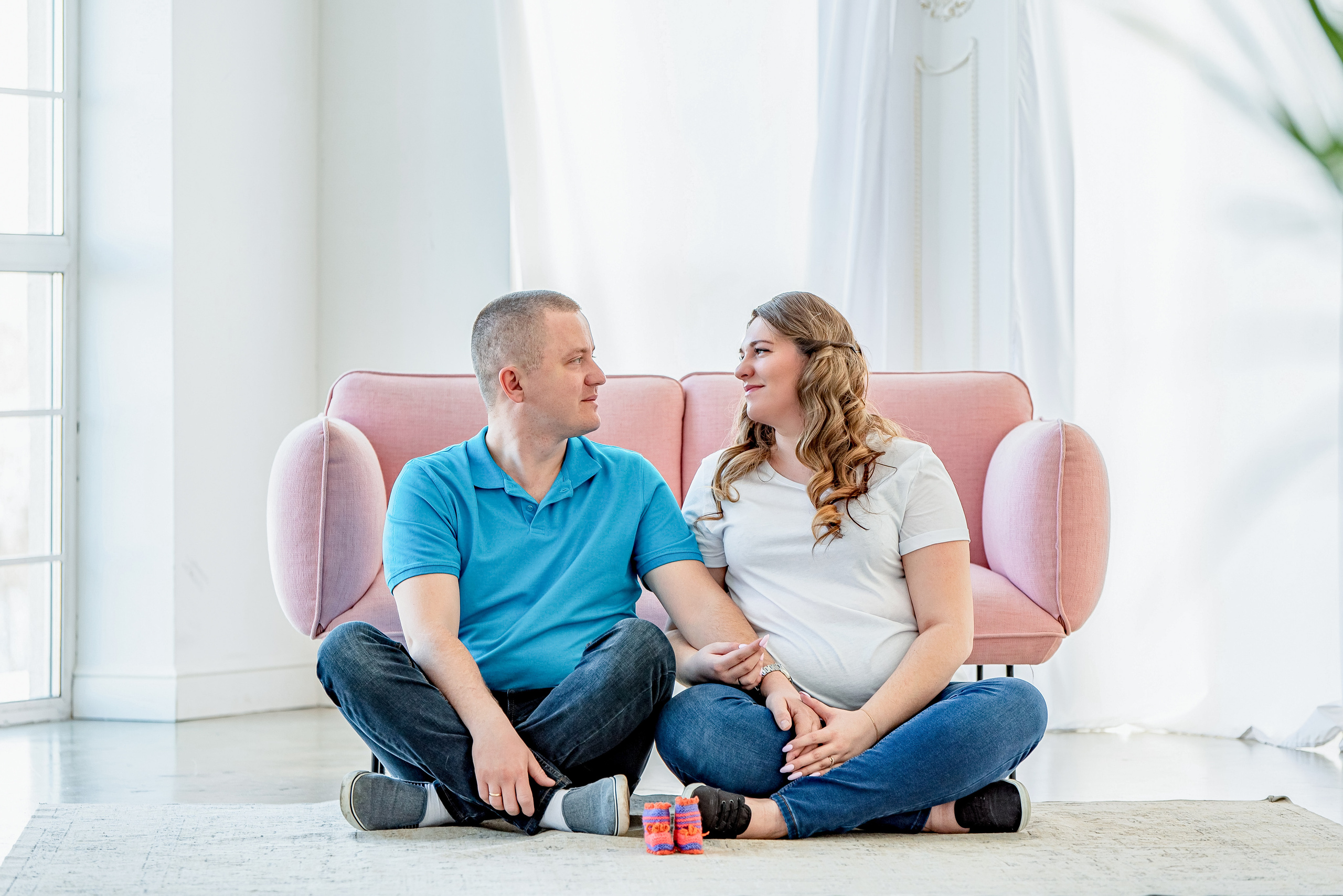 Съемка «в ожидании» для нежной Кристины в студии Романс. Ольга Ли свадебный семейный фотограф Иркутск