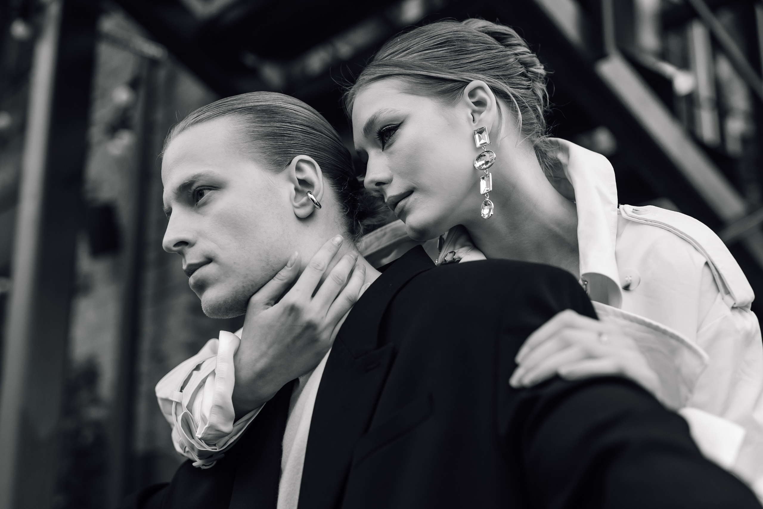 Павел Четвертков фотограф: модные свадебные образы в Тамбове, городская съемка