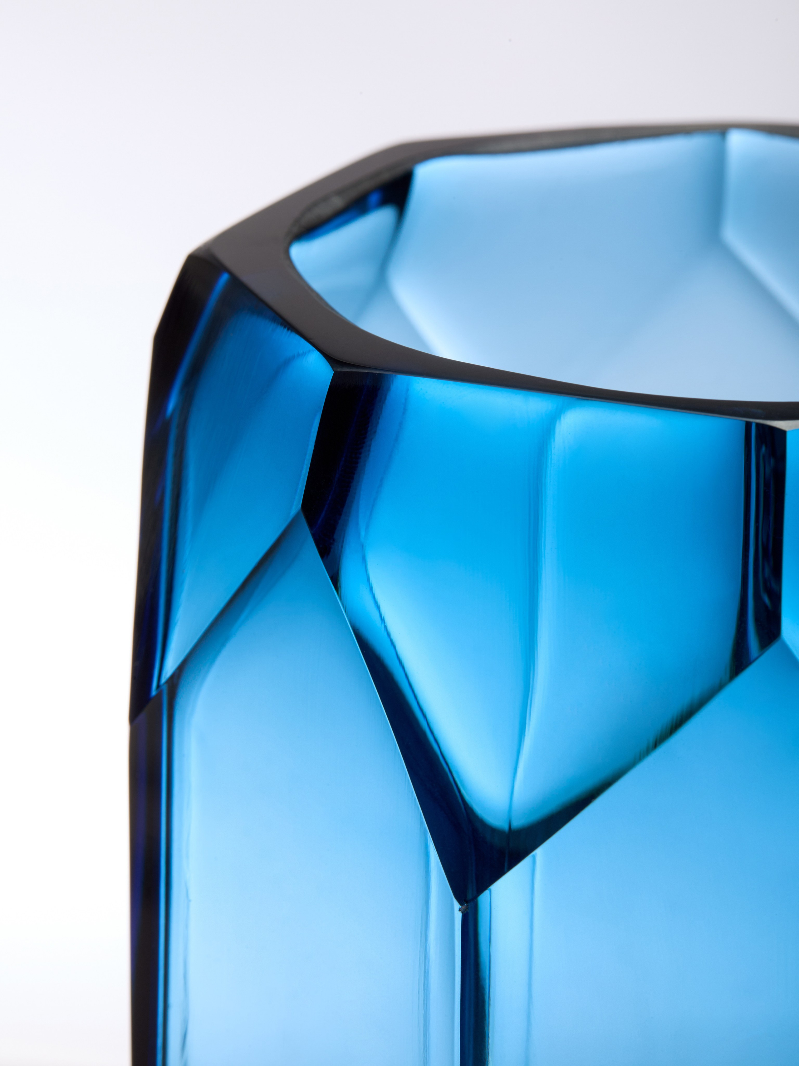 Вазы и конфетницы. Сайт о предметной, имиджевой и портретной фотографии, фотограф Фил Киреев