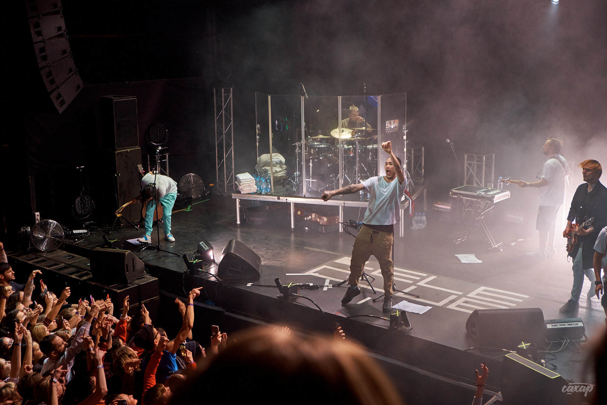 Скриптонит, фото с концерта. Фотограф в Екатеринбурге Юра Сахар. Профессиональный фотограф в Екатеринбурге Юра Сахар