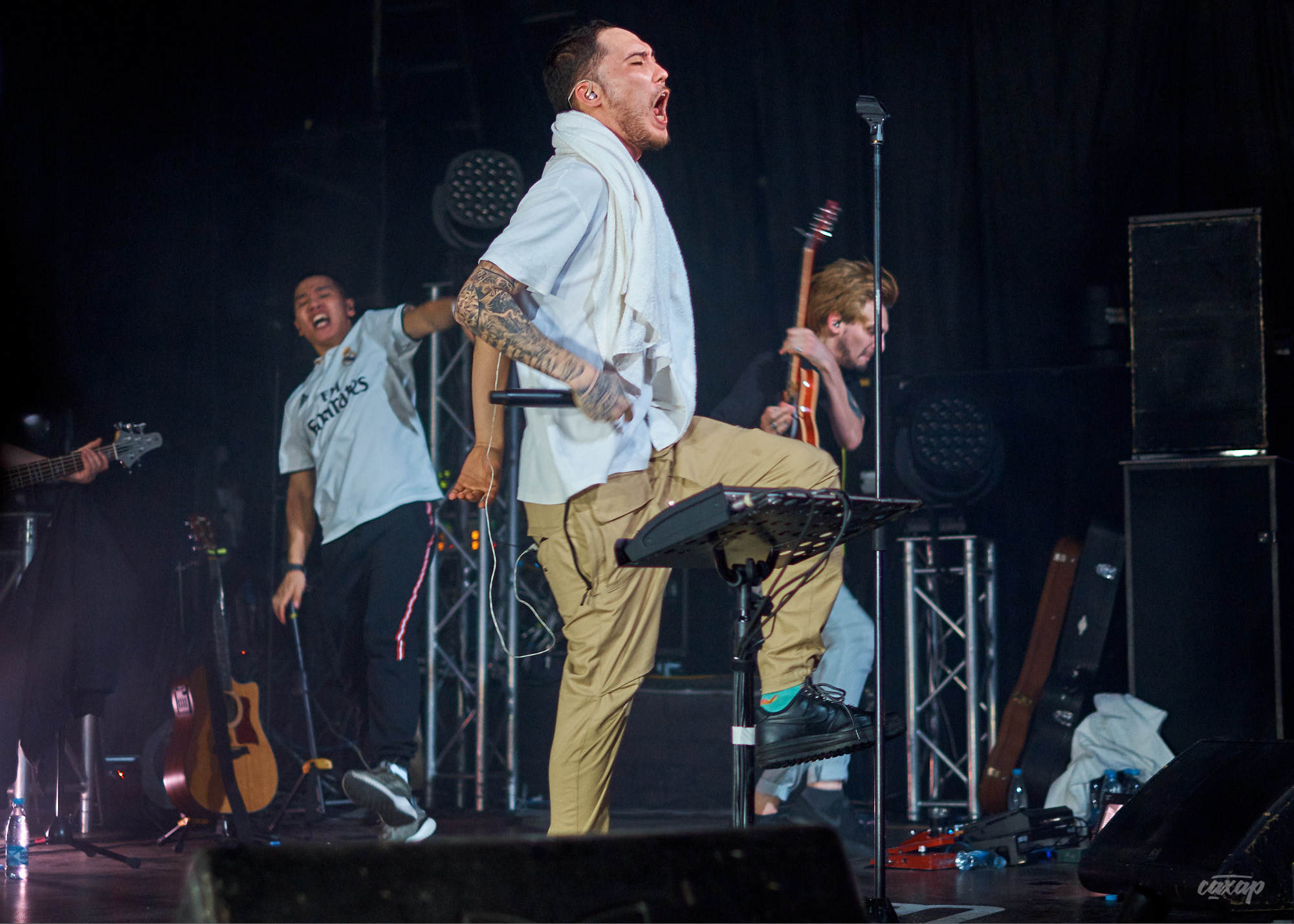 Скриптонит, фото с концерта. Фотограф в Екатеринбурге Юра Сахар. Профессиональный фотограф в Екатеринбурге Юра Сахар