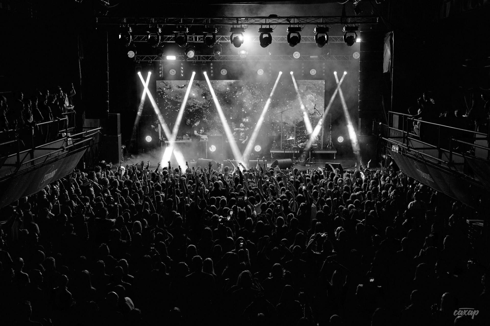 L'One, фото с концерта. Фотограф в Екатеринбурге Юра Сахар. Профессиональный фотограф в Екатеринбурге Юра Сахар