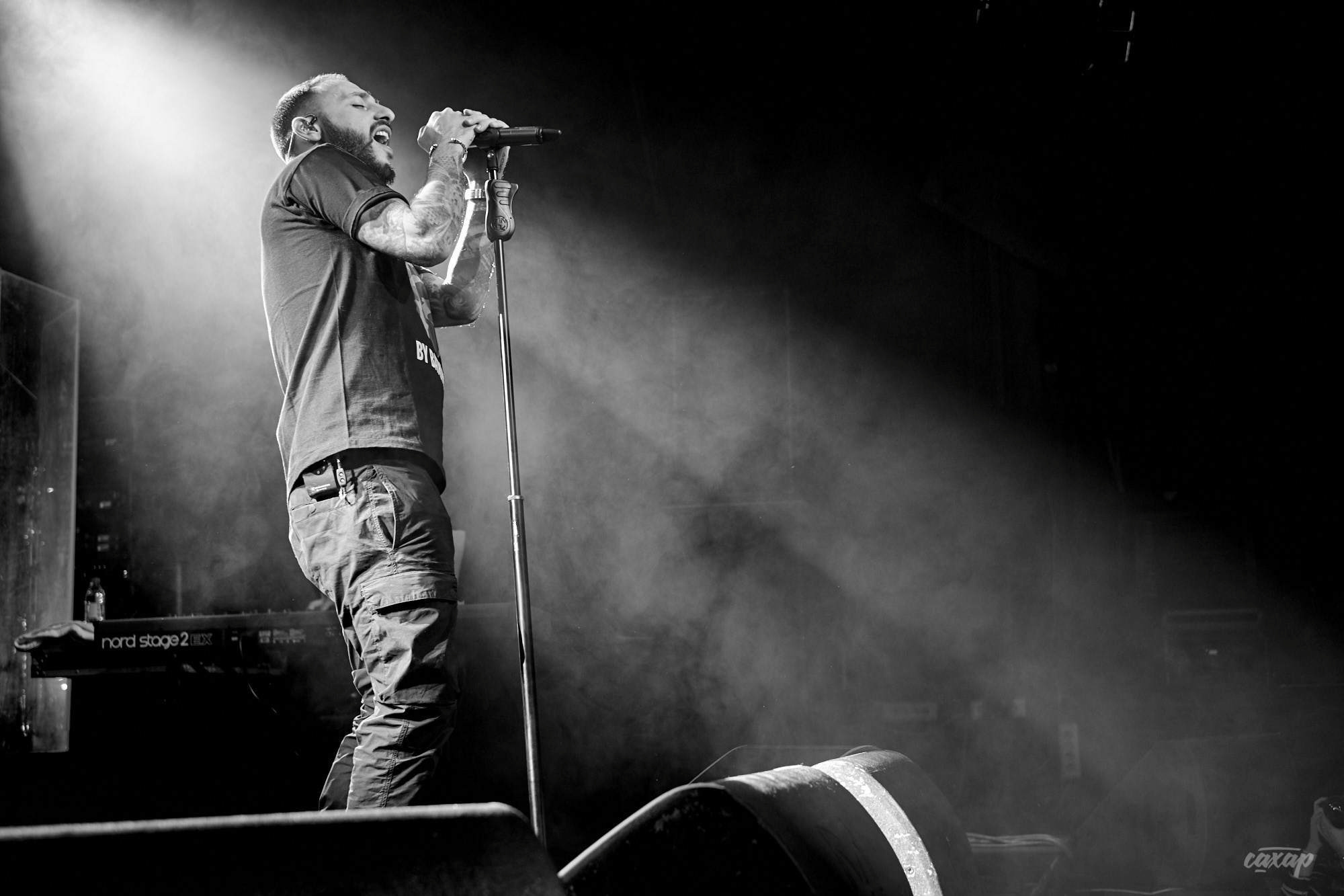 L'One, фото с концерта. Фотограф в Екатеринбурге Юра Сахар. Профессиональный фотограф в Екатеринбурге Юра Сахар