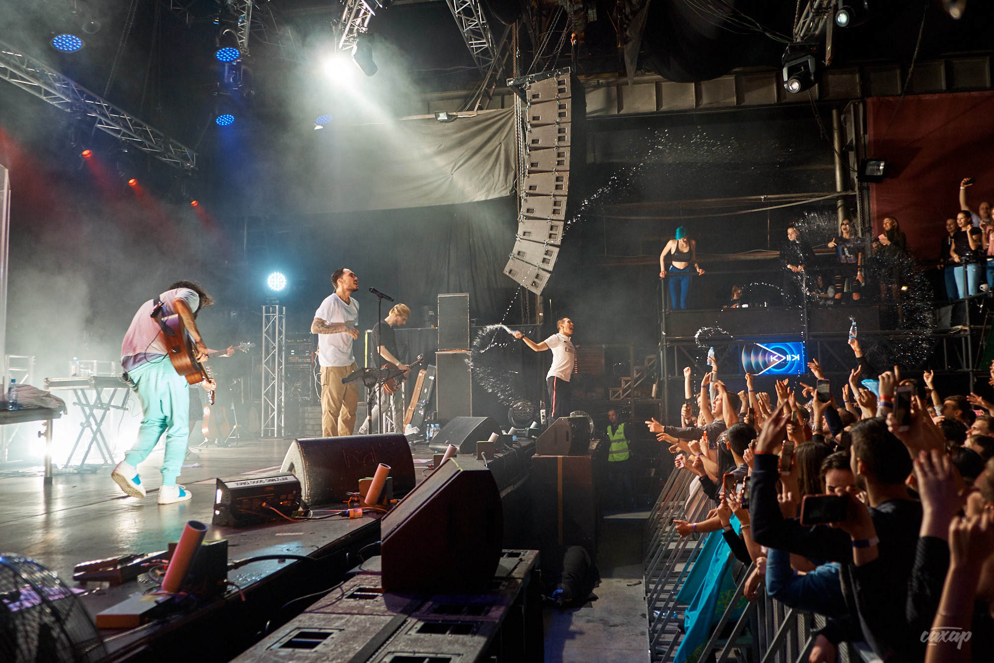 Скриптонит, фото с концерта. Фотограф в Екатеринбурге Юра Сахар. Профессиональный фотограф в Екатеринбурге Юра Сахар