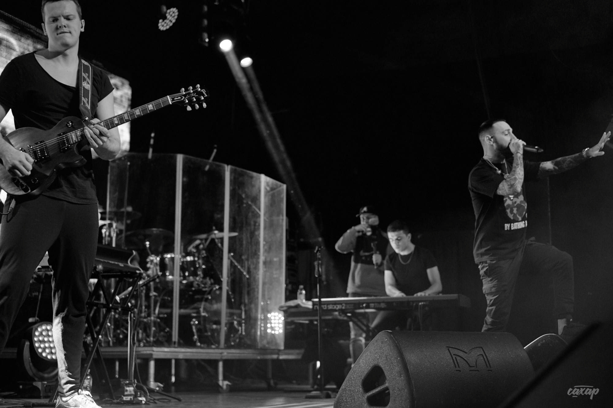 L'One, фото с концерта. Фотограф в Екатеринбурге Юра Сахар. Профессиональный фотограф в Екатеринбурге Юра Сахар