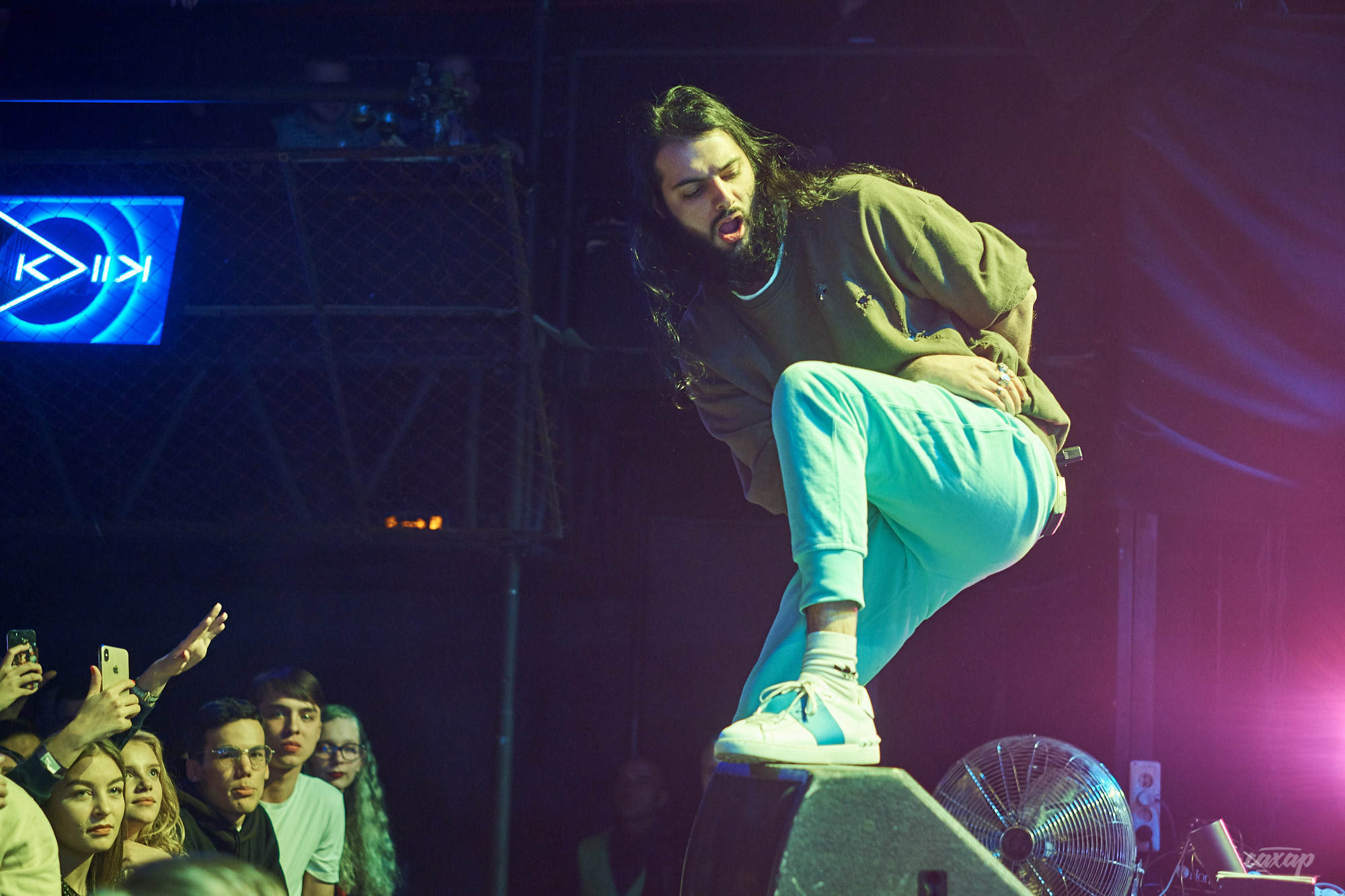 Скриптонит, фото с концерта. Фотограф в Екатеринбурге Юра Сахар. Профессиональный фотограф в Екатеринбурге Юра Сахар