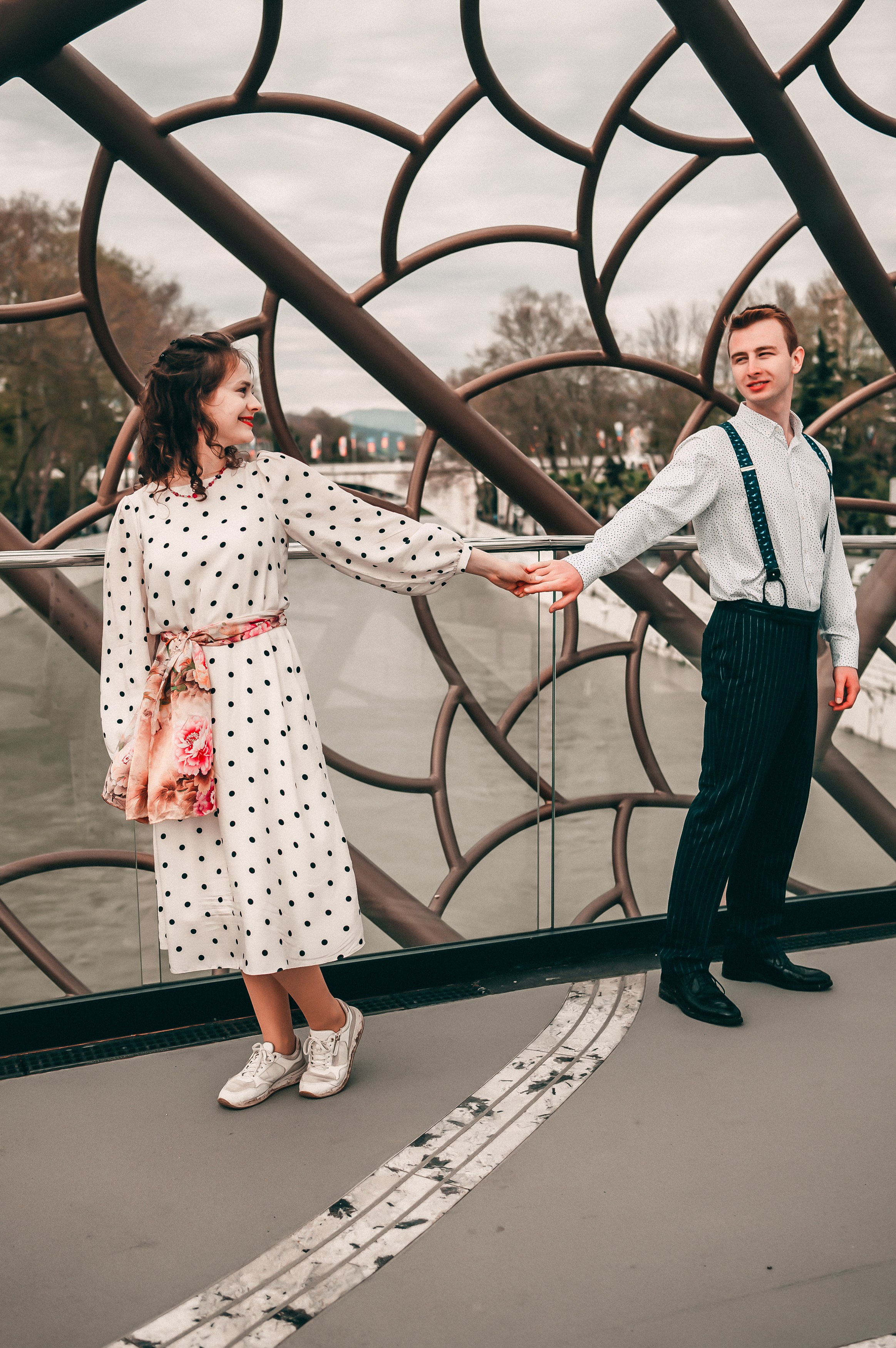 Сливовый сад, морпорт, пляж Ривьера. Свадебный и семейный фотограф София Невская