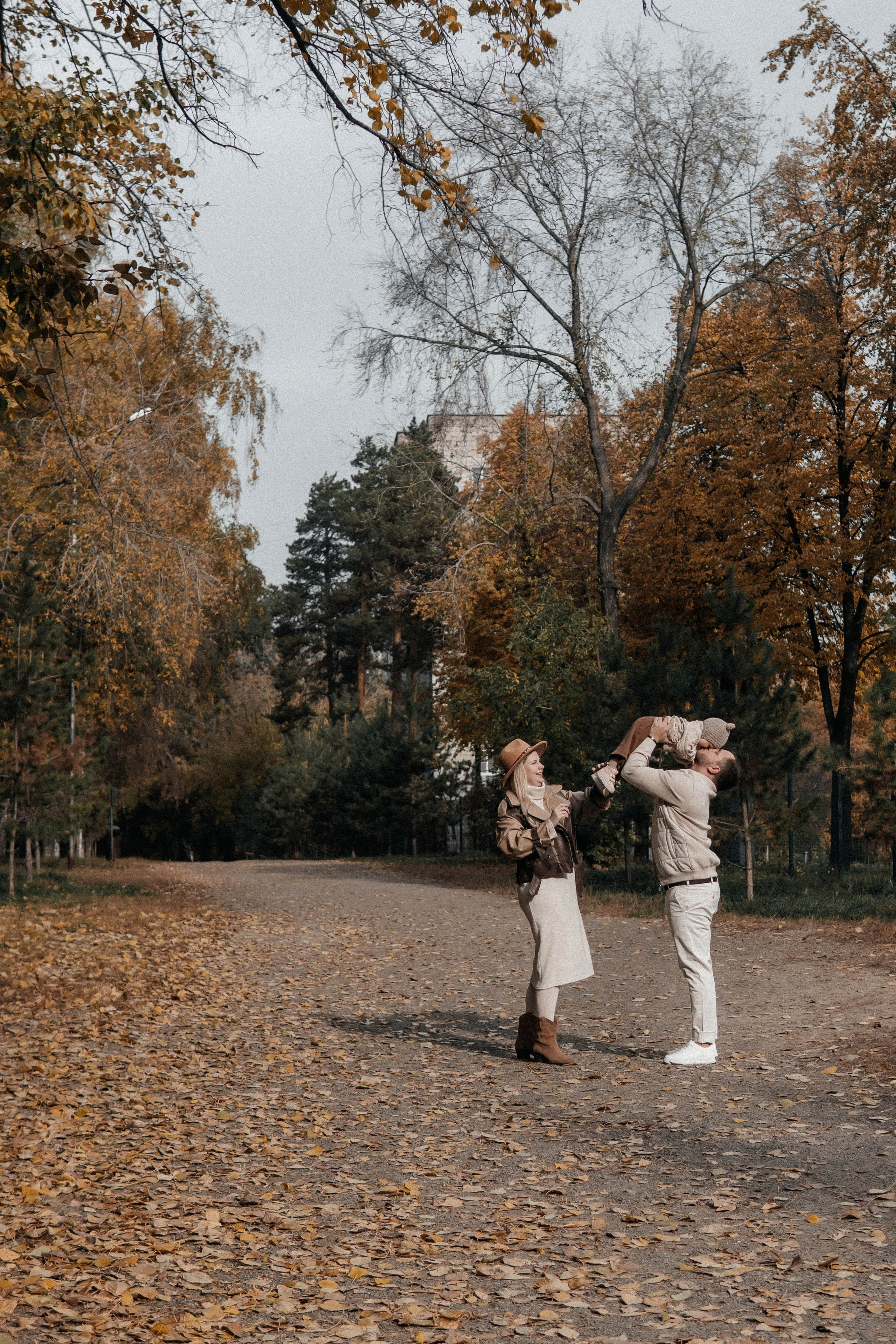 Прогулка осенью в парке. Главная страница